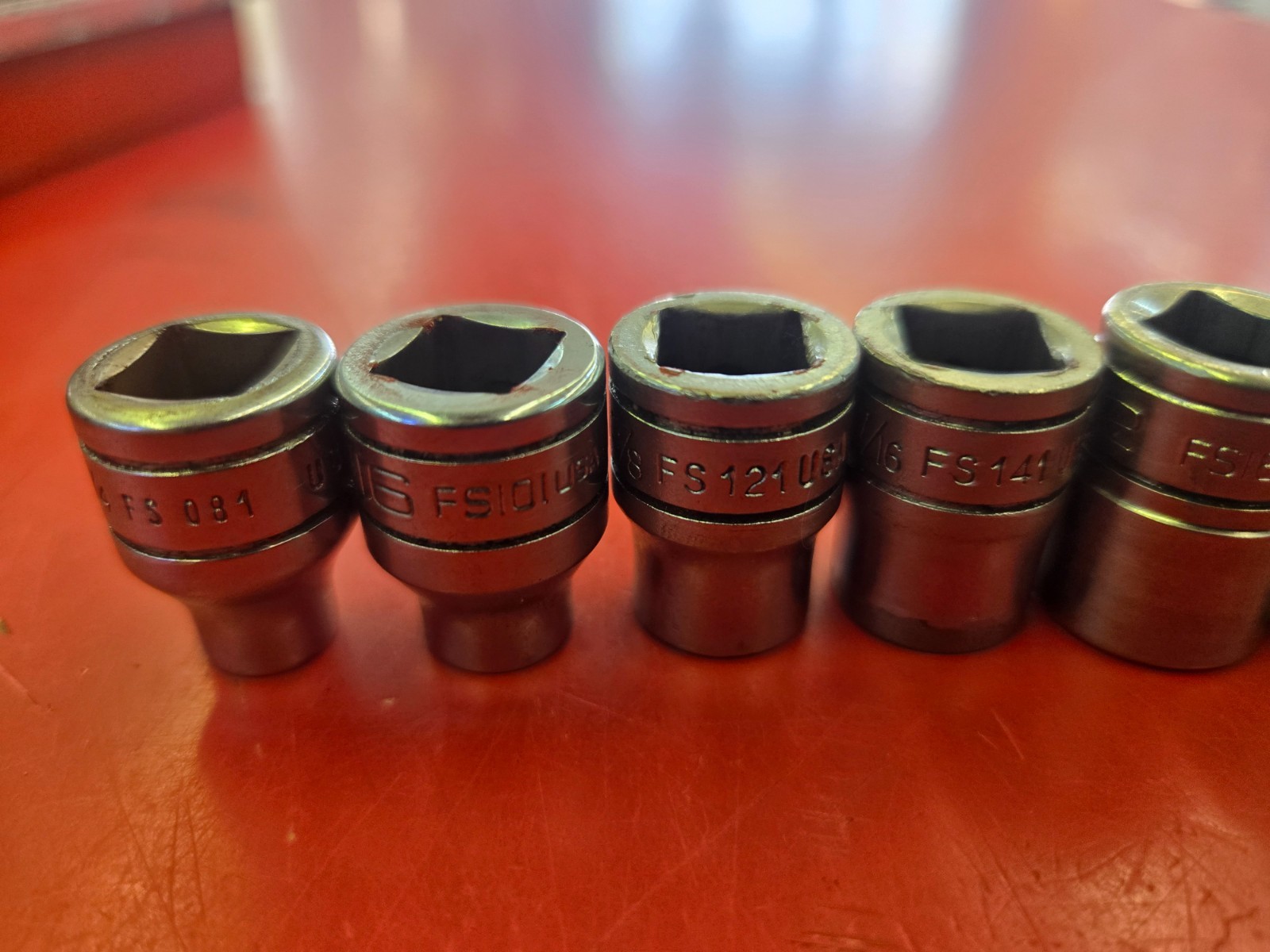 Snap-On USA [FS281-FS081] 11-Pc. 7/8″-1/4″ 3/8″-Drive 6-Point Shallow Socket Set