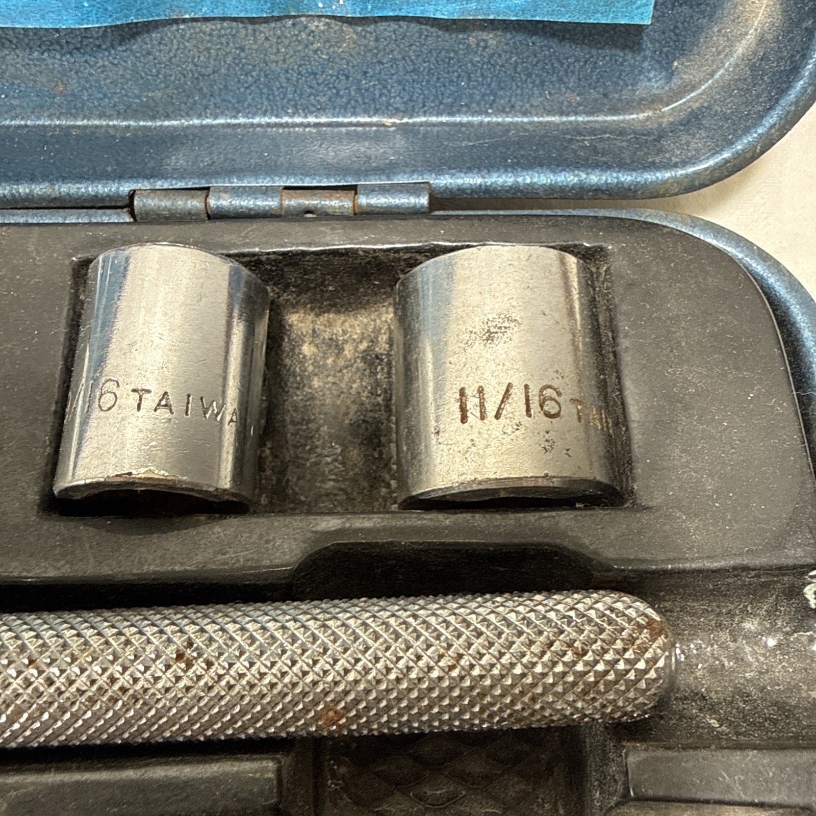 Vintage Blue Metal Case Combination Ratchet Socket Set 19 SAE 13 Metric *Read*