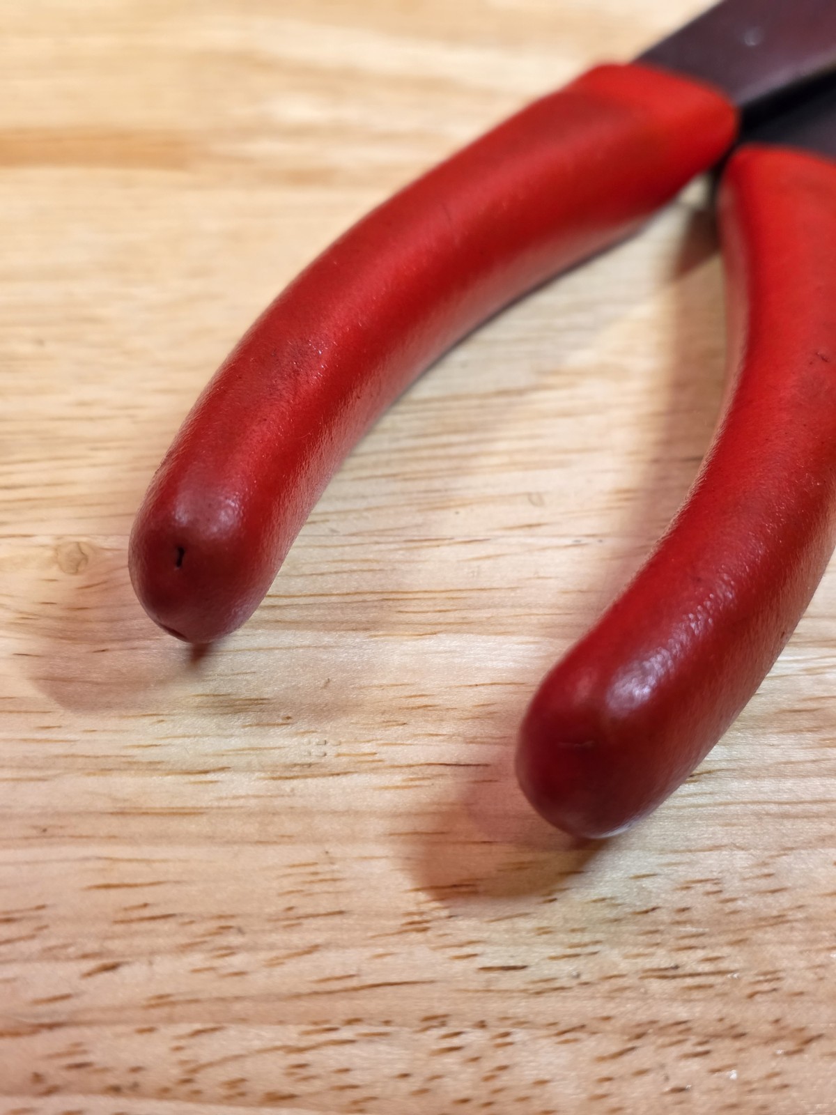 Snap-on Tools 208BCP Red Handle Rounded Nose Battery Terminal Pliers USA