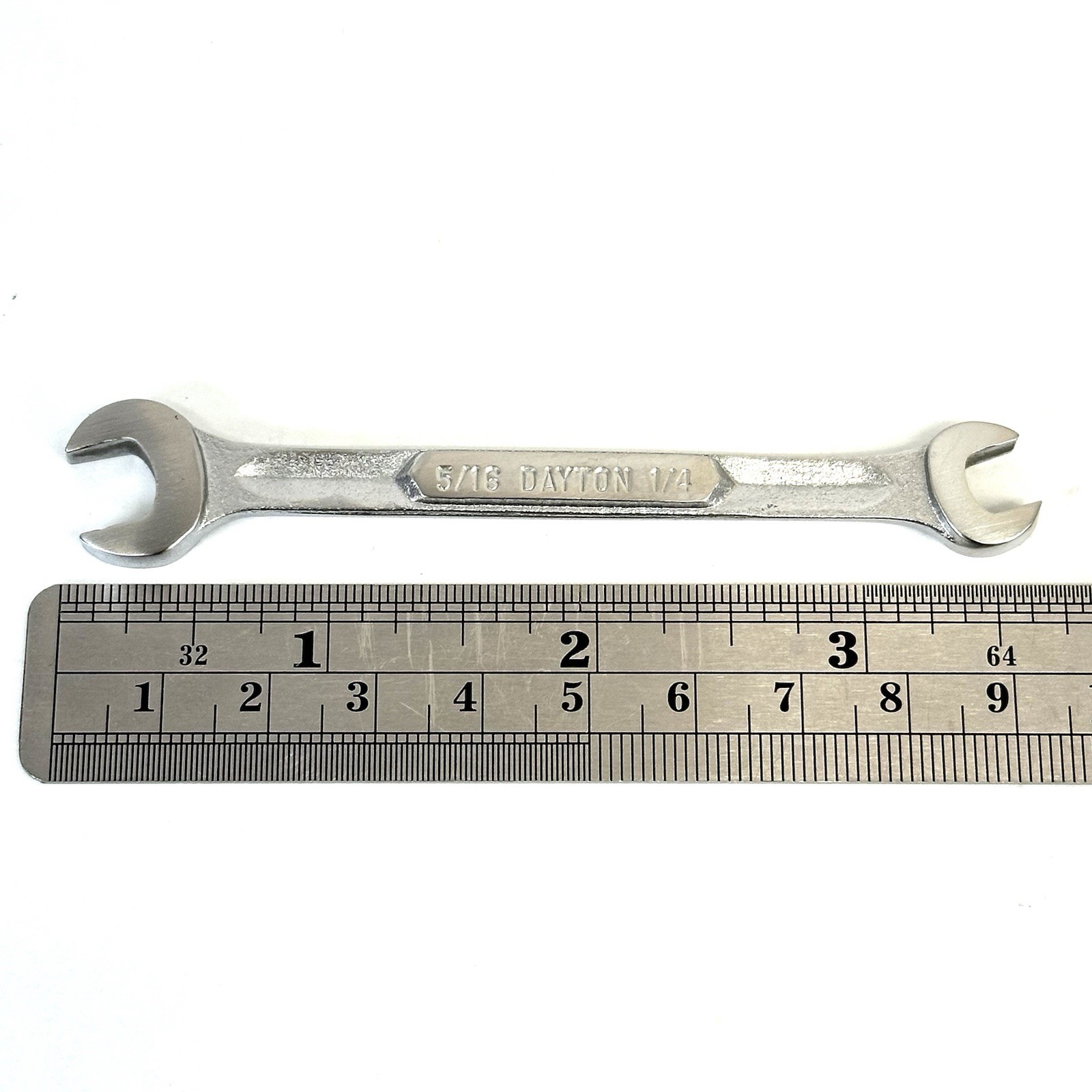 Dayton 5/16″ x 1/4″ Ignition Double Open End Wrench 4×157 Vtg USA