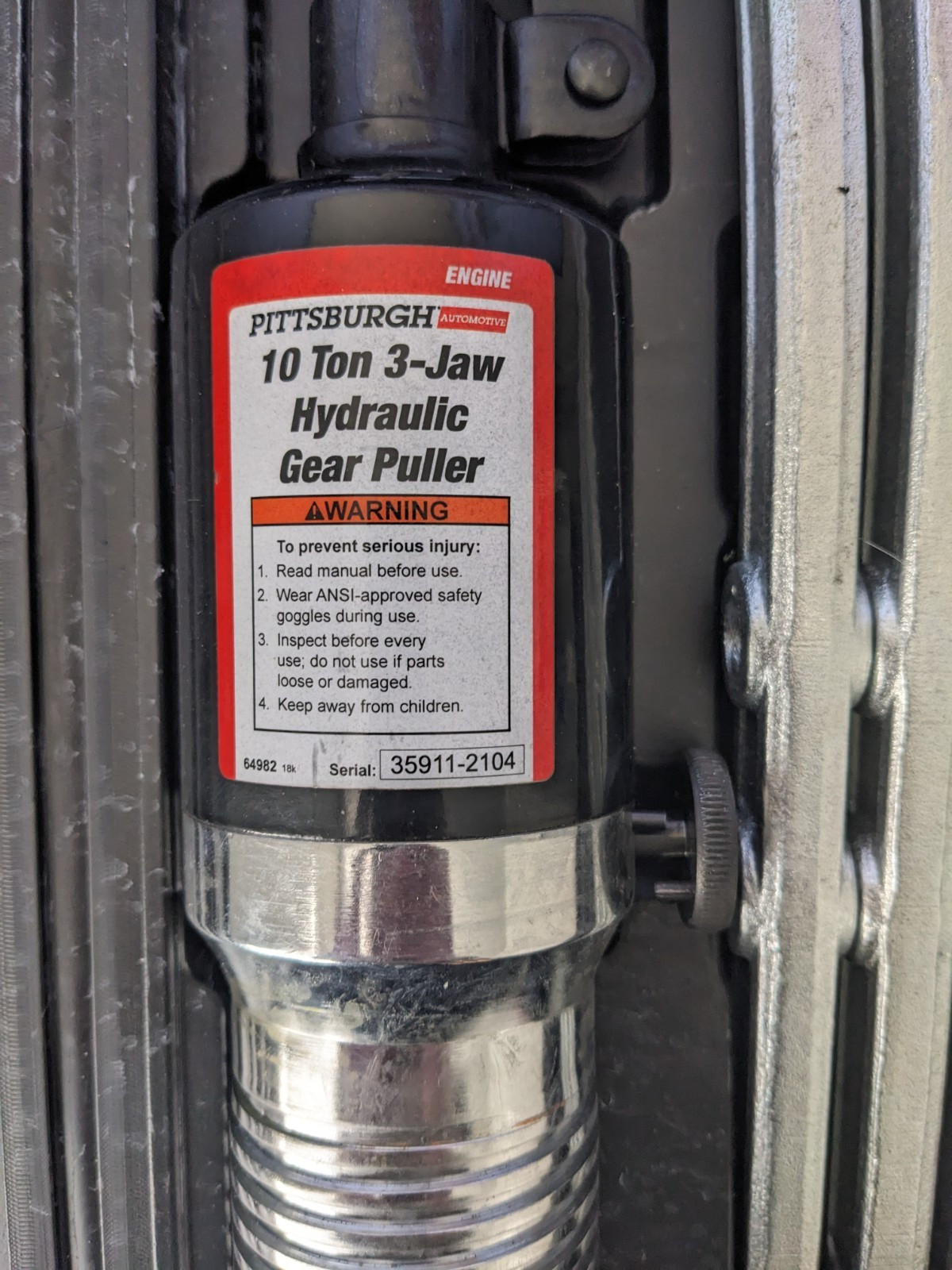 Pittsburg 10 Ton 3-Jaw Hydraulic Gear Puller