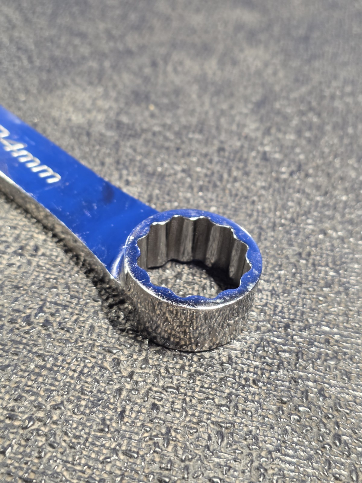 Genius Tools 782224L 22mm x 24mm Extra Long 12-Point Double Box End Wrench