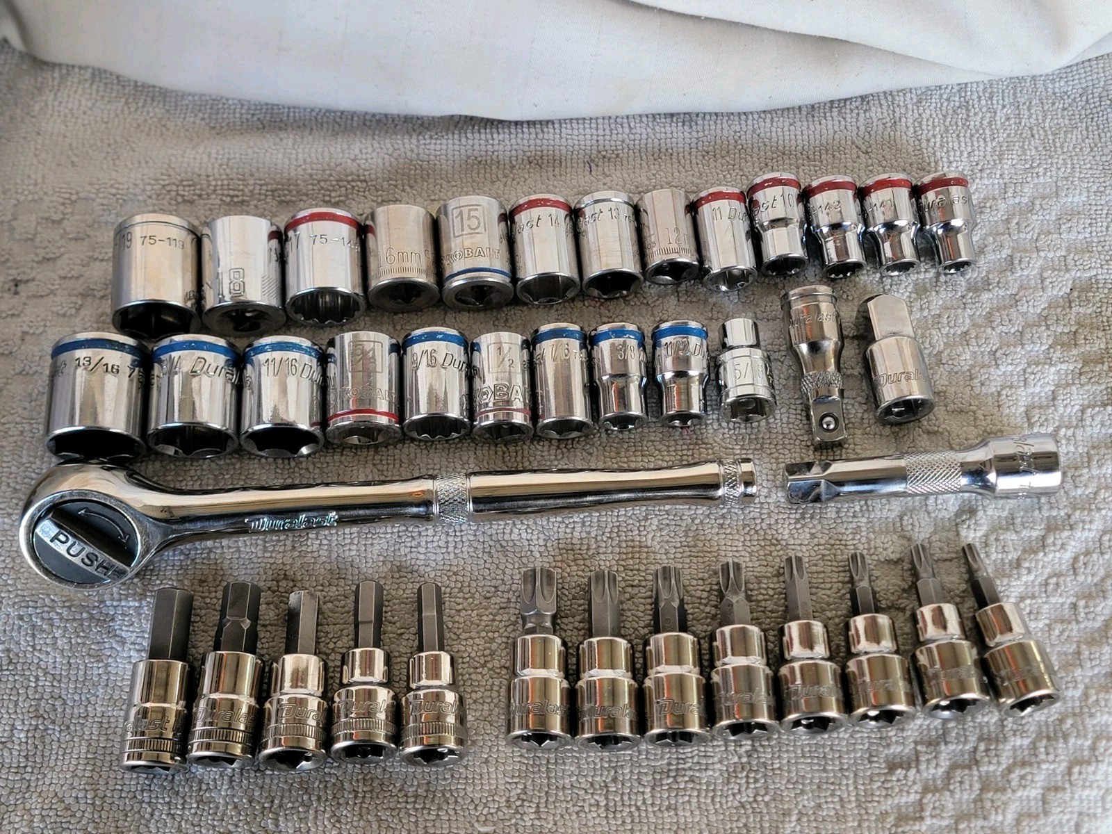 94pc Duralast MIX Socket Wrench Set 1/4″ & 3/8″ dr., SAE/Metric Plastic Box EXC!