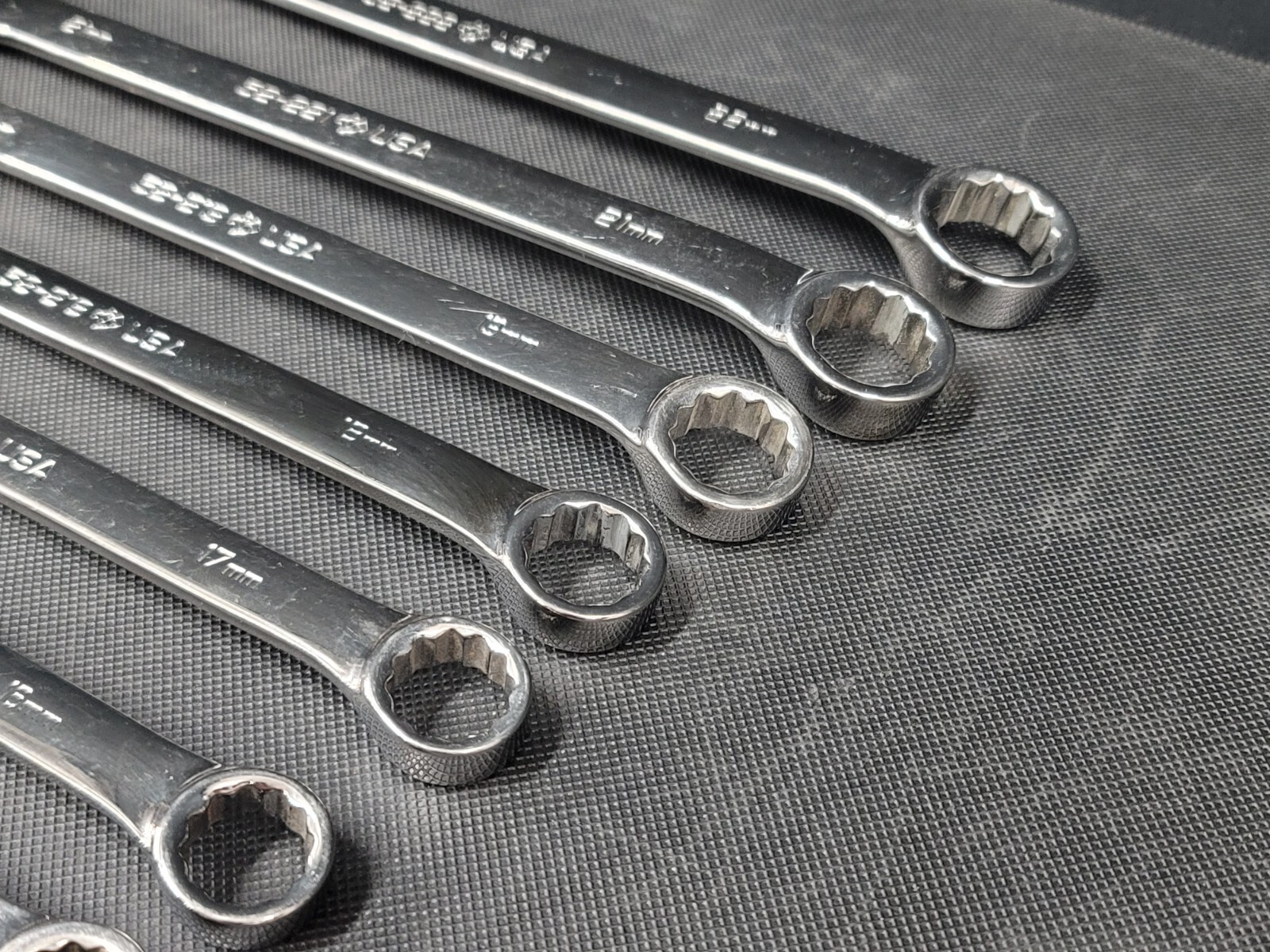 Armstrong Tools 15 pc 12 point Metric Combo Wrench Set 7-19mm & 21-22mm GMTK 52
