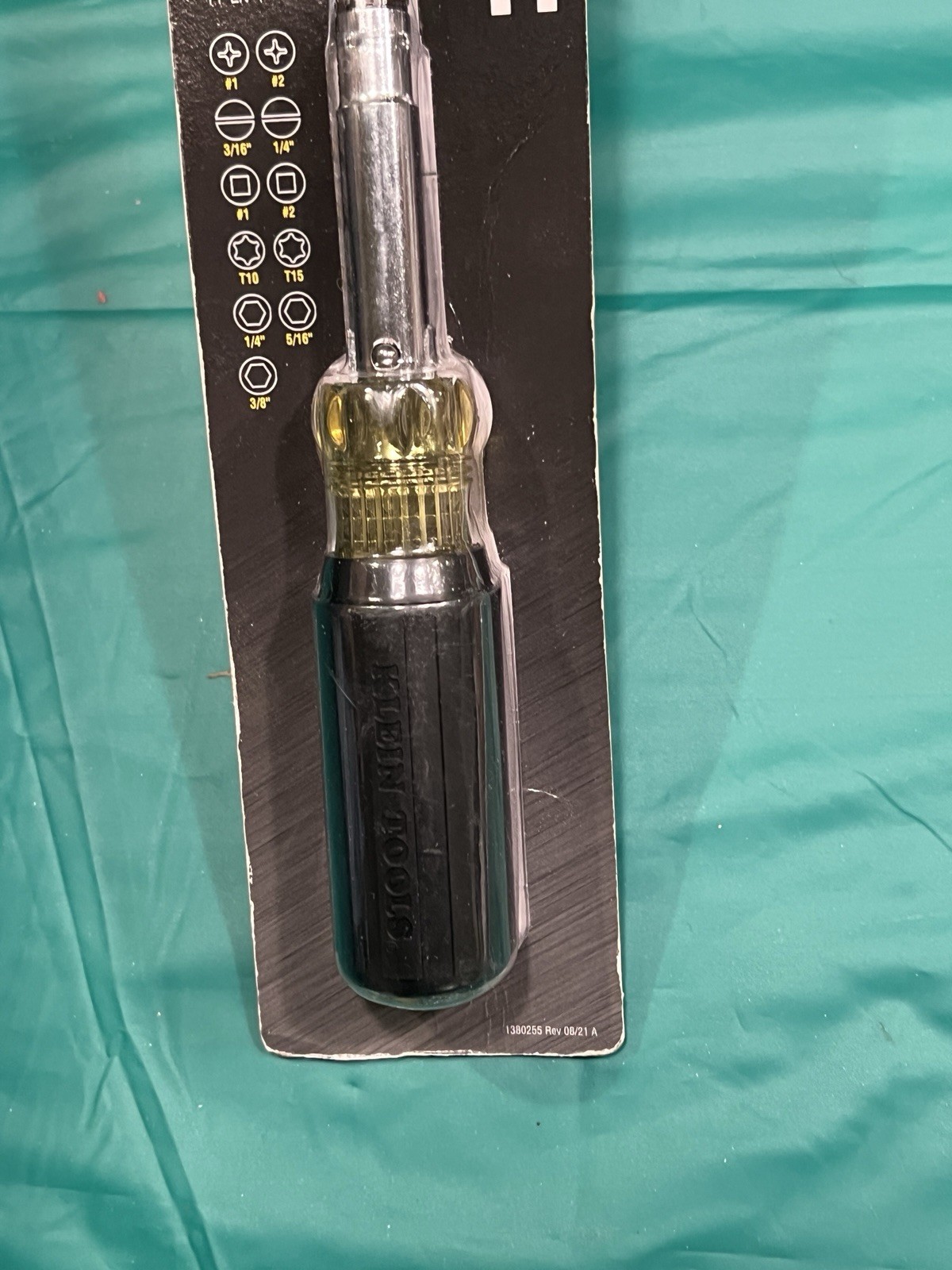 New! Klein Pro 11-in-1 Magnetic Flip Screwdriver/ Nut driver #32500MAG Box Crack