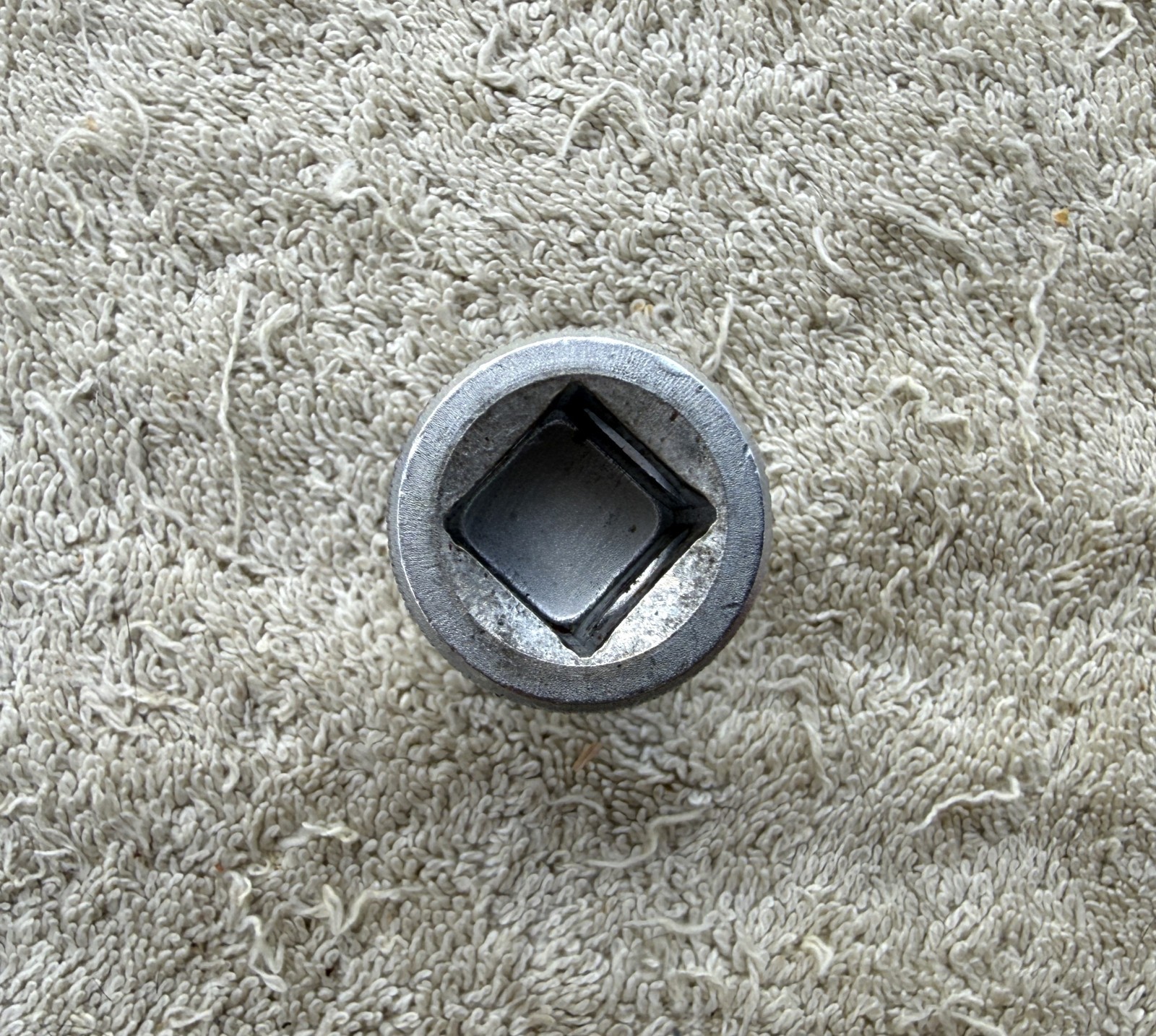 GEDORE IN 19 10 SCREWDRIVER BIT SOCKET 1/2″ IN-HEX 14 MM