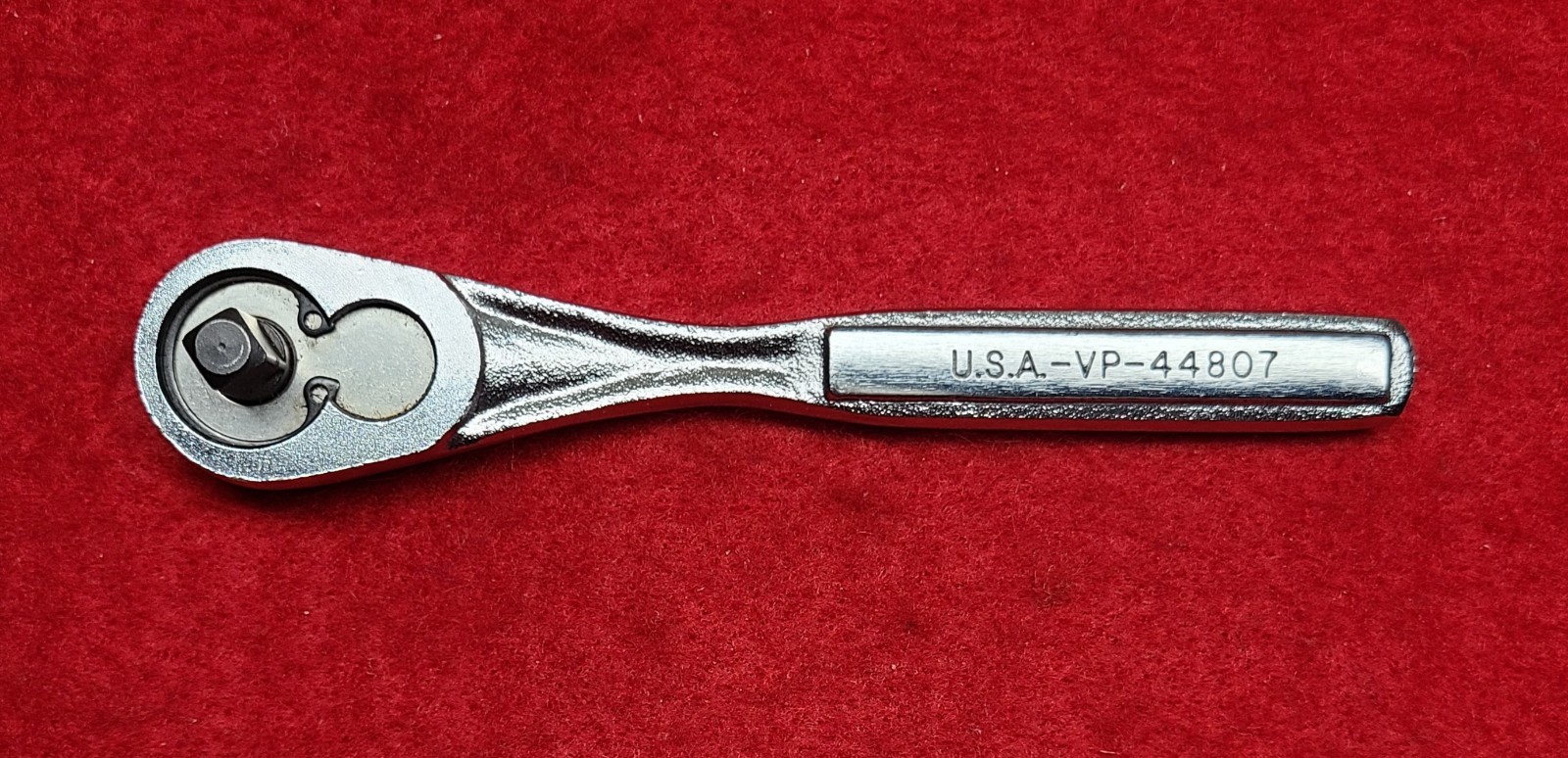 Lot-of-2 Craftsman USA Ratchets: 3/8″ Flex-Head Stubby VP44834 and 1/4″ VP44807