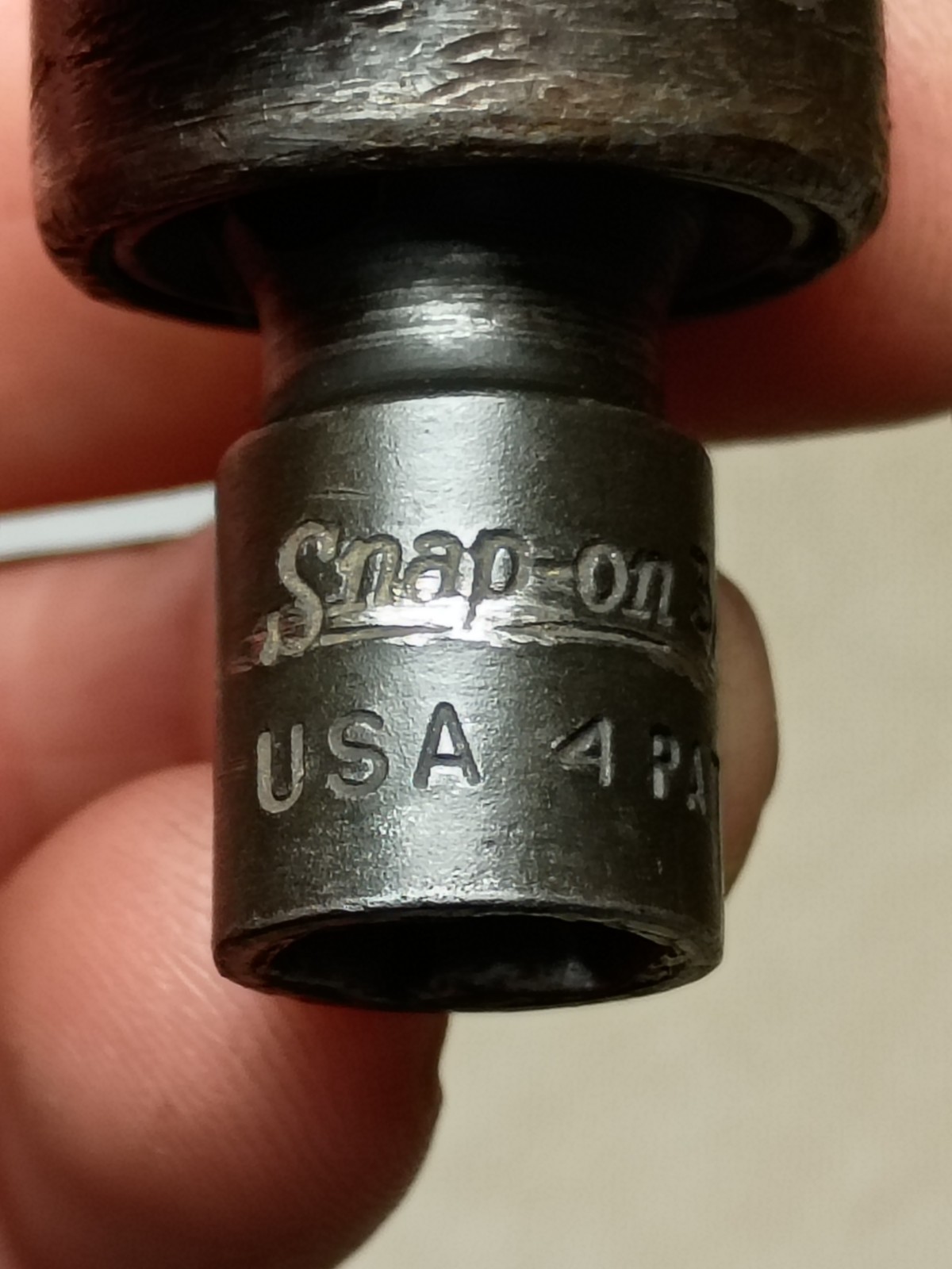 Snap-On Tools IPF12 3/8″ Drive 3/8″ SAE Industrial Impact Swivel Socket