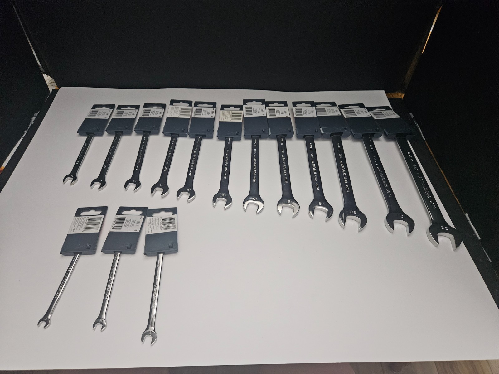 CRESCENT #CCW SERIES 15 PC METRIC 12 PT COMBINATION WRENCH SET 7MM-9MM 11MM-22MM