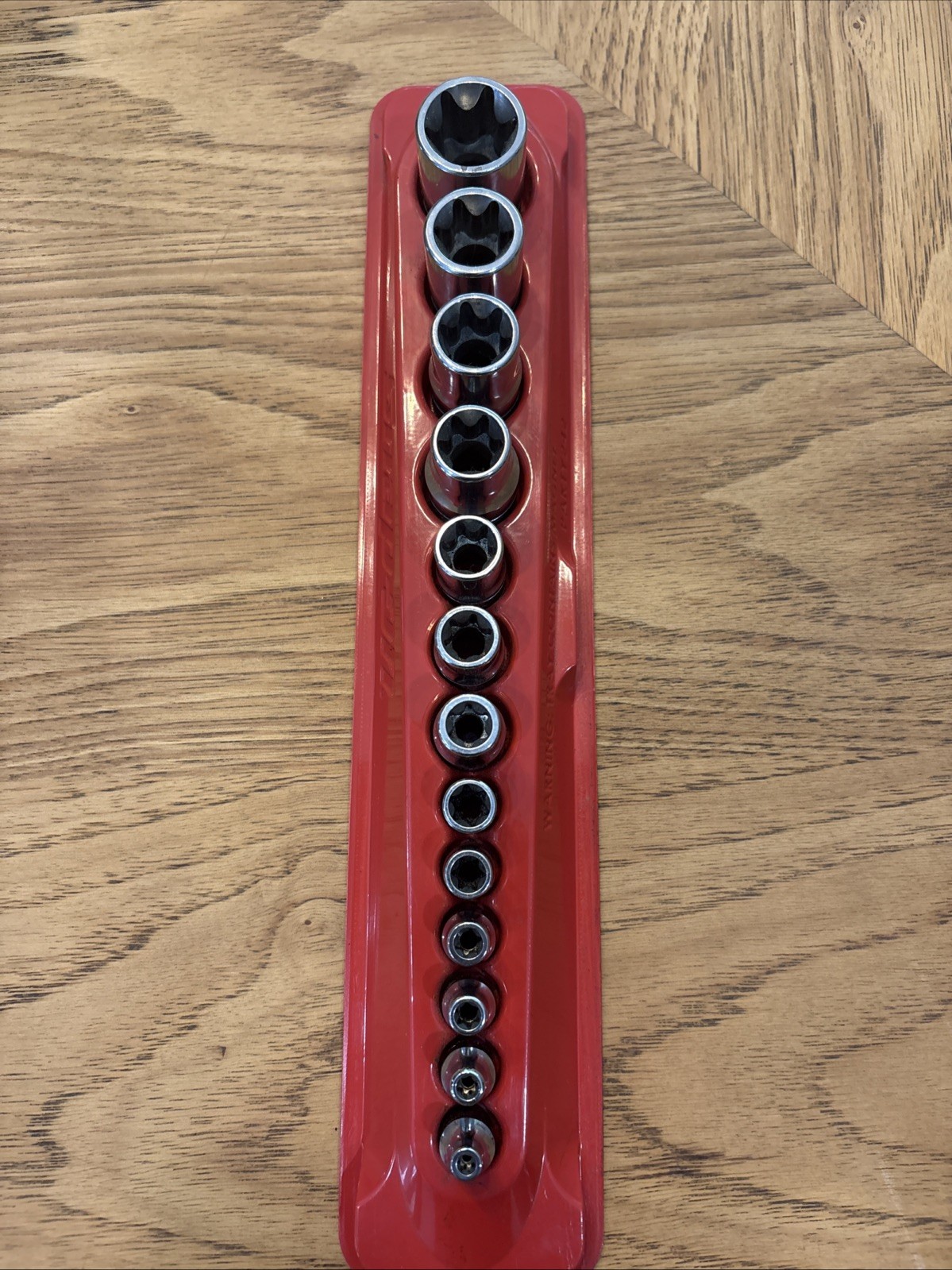 13 Piece Snap-on Shallow Drive Torx Socket Set With Magnet Tray