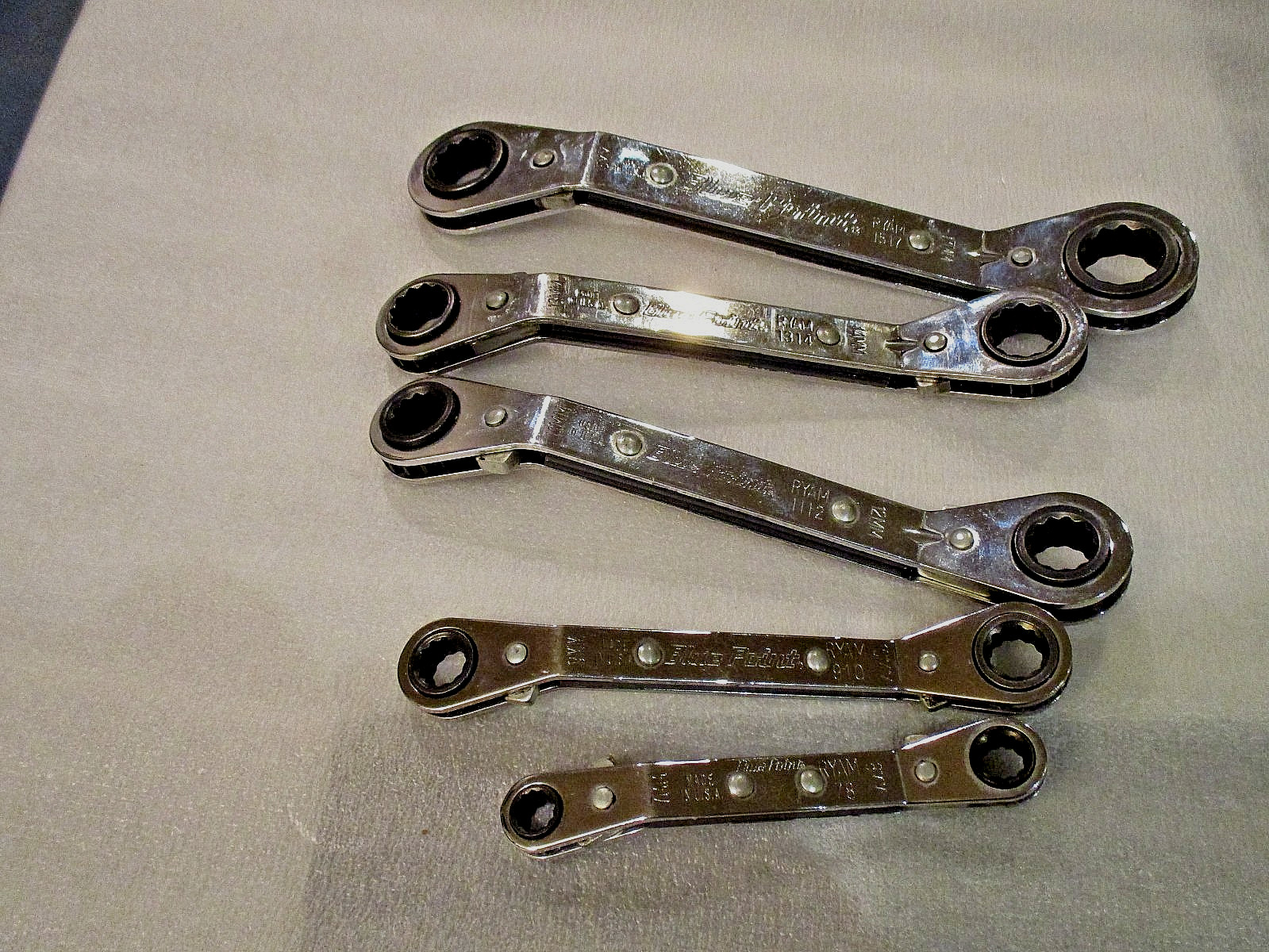 BLUE-POINT 12 POINTS METRIC OFFSET RATCHETING WRENCH 5pc SET. 7mm-17mm