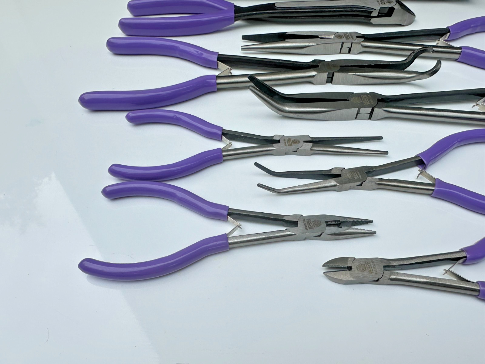 Matco Tools 8pc SPLR8P PURPLE Long Reach & Mini Pliers Set w/ Duffle Bag (NOS)