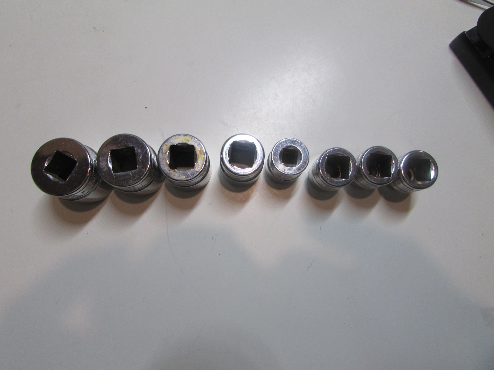 SNAP ON – 8 Shallow Sockets, –3/8” Drive, 1–1/4 drive 6 point