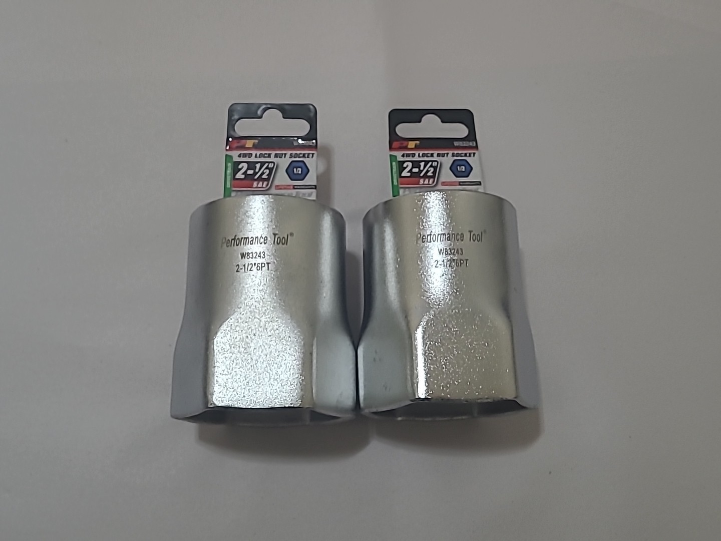 2× Performance Tool W83243 2 1/2 Inch 6PT 4WD Lock But Socket . Free Shipping .