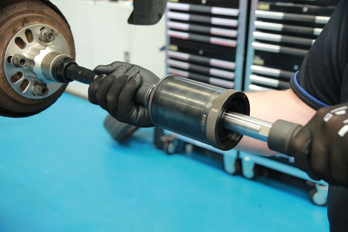 WHILE STOCKS LAST!! Laser Tools 9210 Bi-Directional Pneumatic Air Slide Hammer