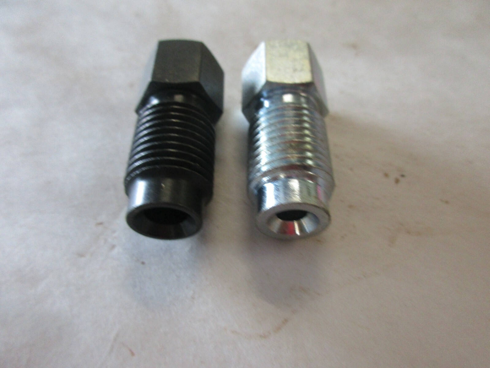 MILLER TOOL 9748 BLEEDER ADAPTERS FOR LX VEHICLES