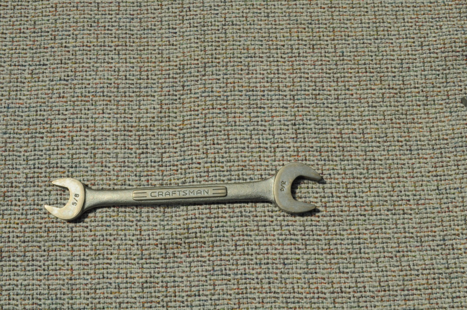 9 PC. USA CRAFTSMAN V OPEN END WRENCH SET WITH VINTAGE HOLDER