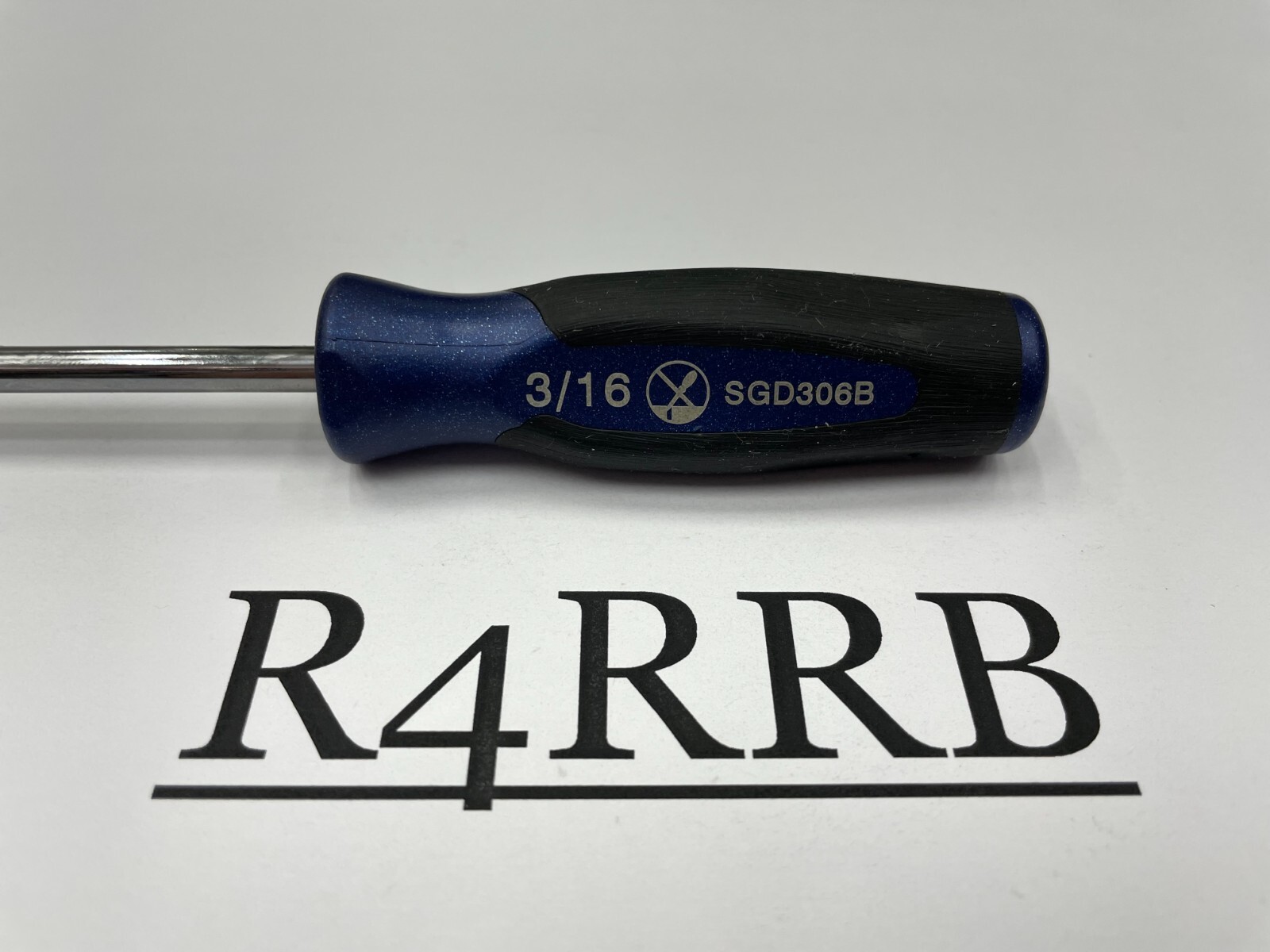 Snap-on Tools NEW POWER BLUE 3/16″ Flat Soft Grip Mini-Tip Screwdriver SGD306BMB