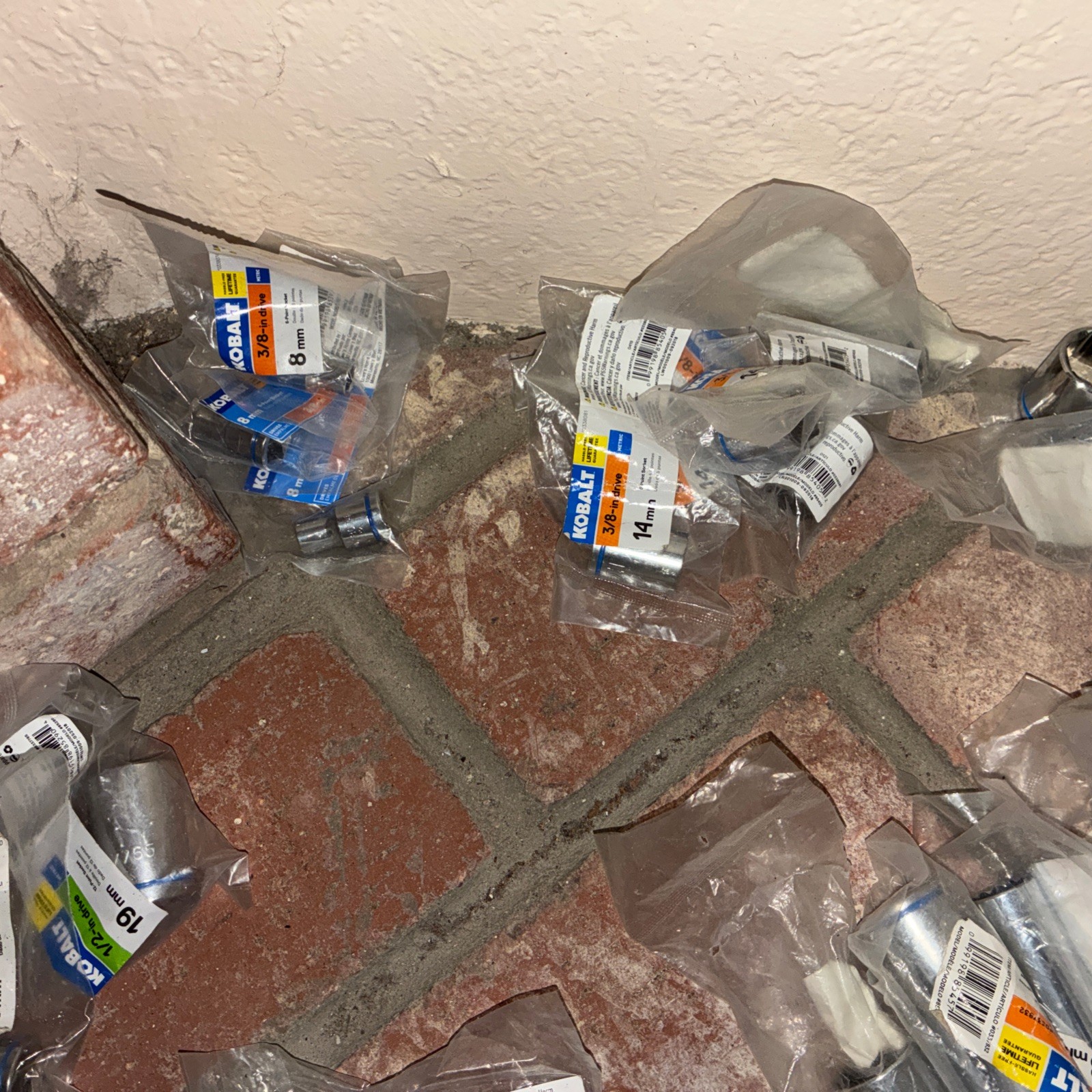 Lot 170 Kobalt Sockets 170 Items!All New 1/4 3/8 1/2 Metric SAE Assorted Chrome