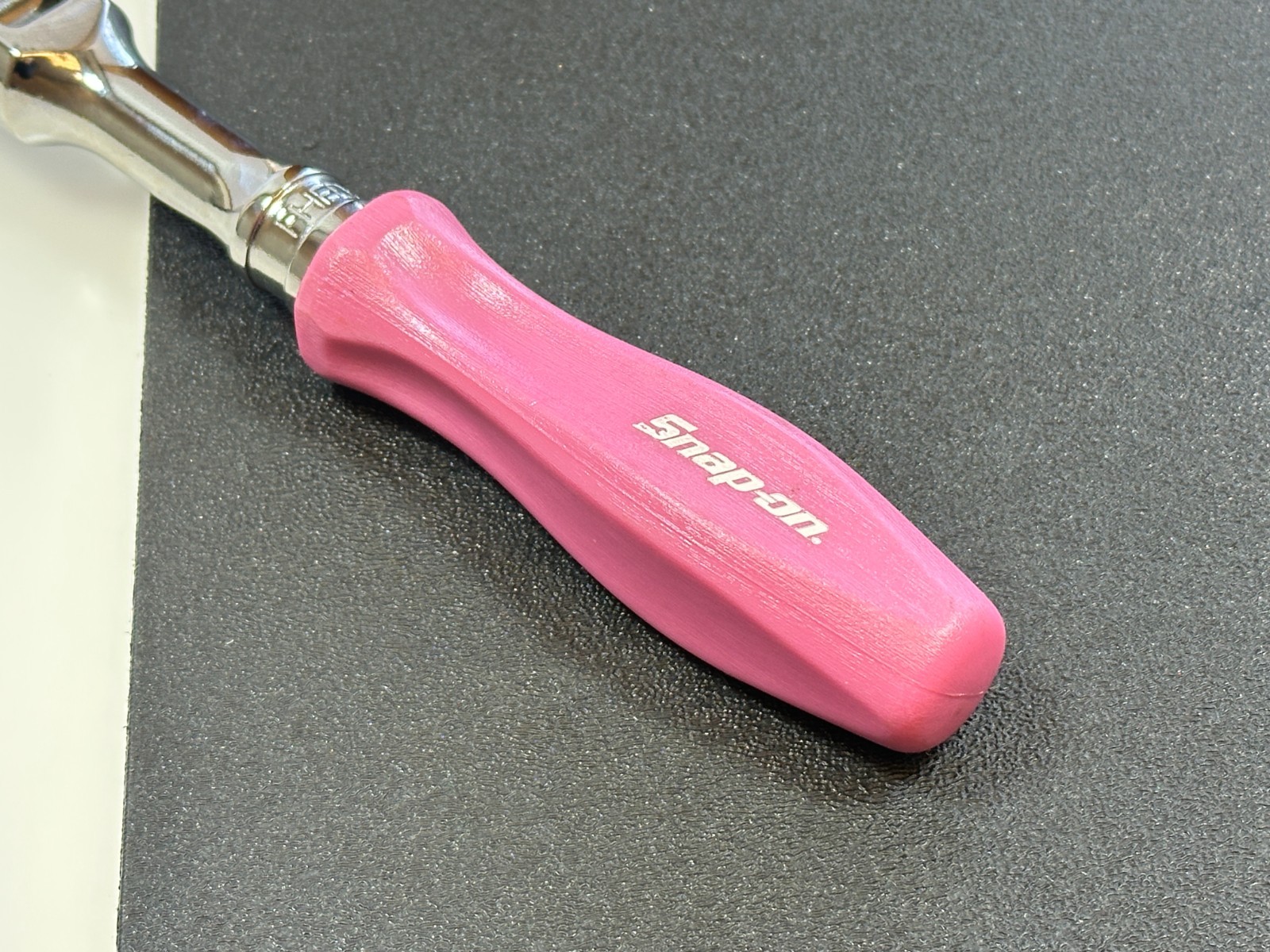 Snap-on Tools USA NEW 3/8 Drive RARE Pearl Pink HARD Grip Flex Ratchet FHFD80APP