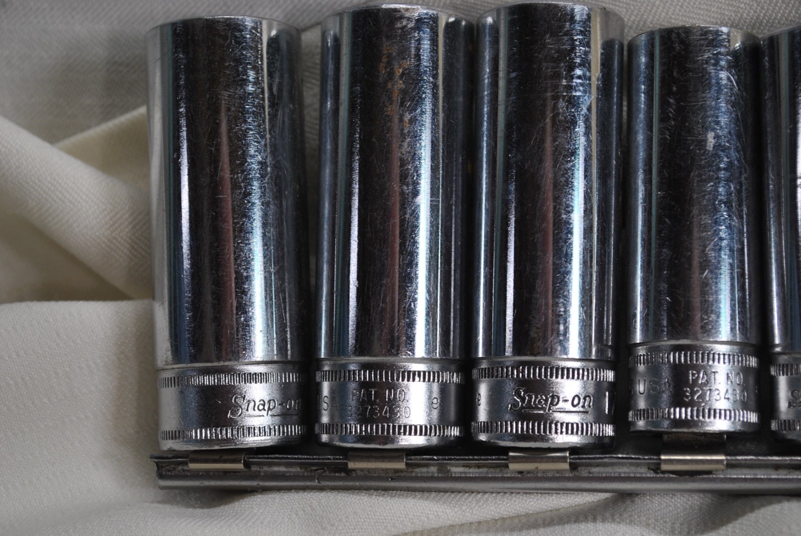 Lot of 9 Snap On 3/8″ Drive 6PT Metric Deep Chrome Socket SFSM9-SFSM19.