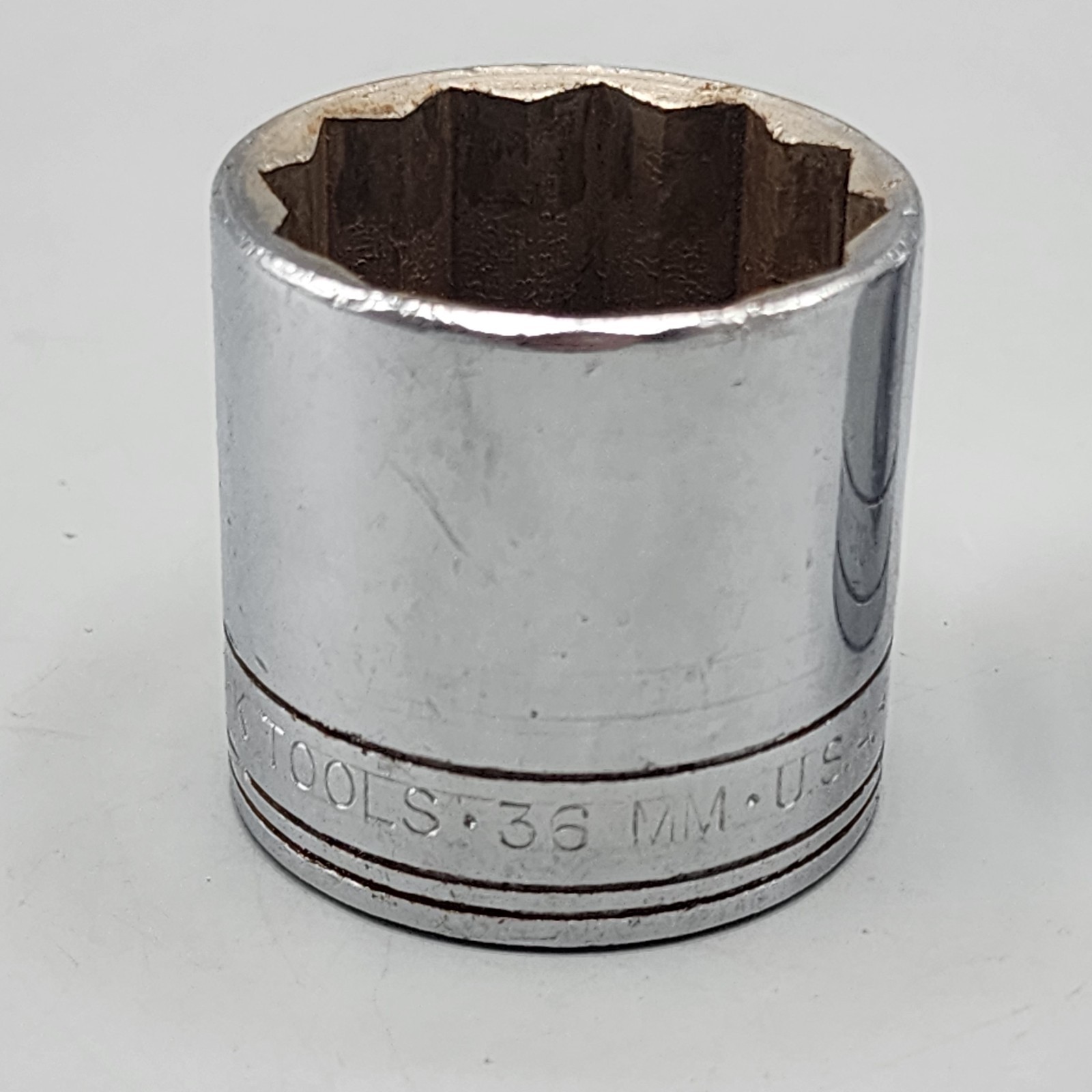 Nice S-K Tools 40336 36mm 12-point 1/2″ Drive Socket + 1/16 Socket USA