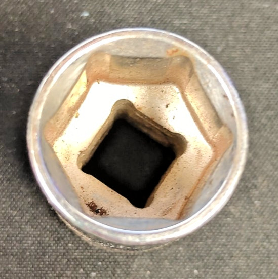 Blue Point Tools BLPS381116 11/16″ SAE Shallow Socket 3/8″ Drive 6 Point Chrome