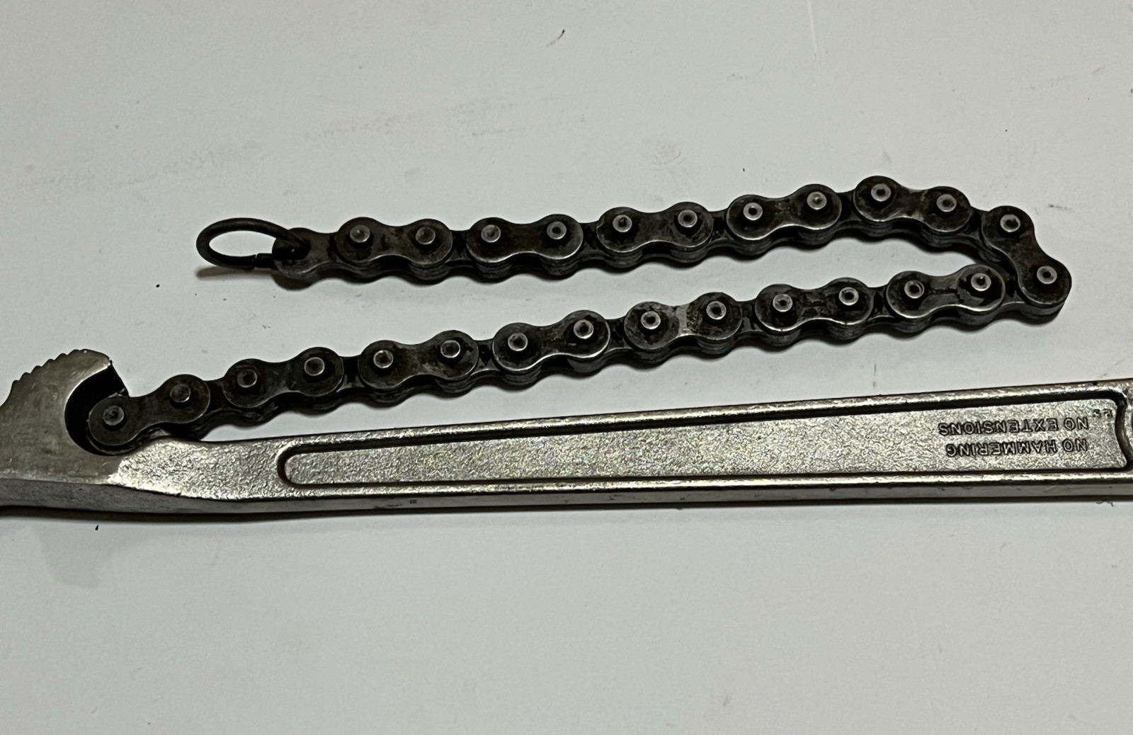 Proto 801 Chain Pipe Wrench 12″ Long with 16″ Chain Made in USA 5″ Diameter