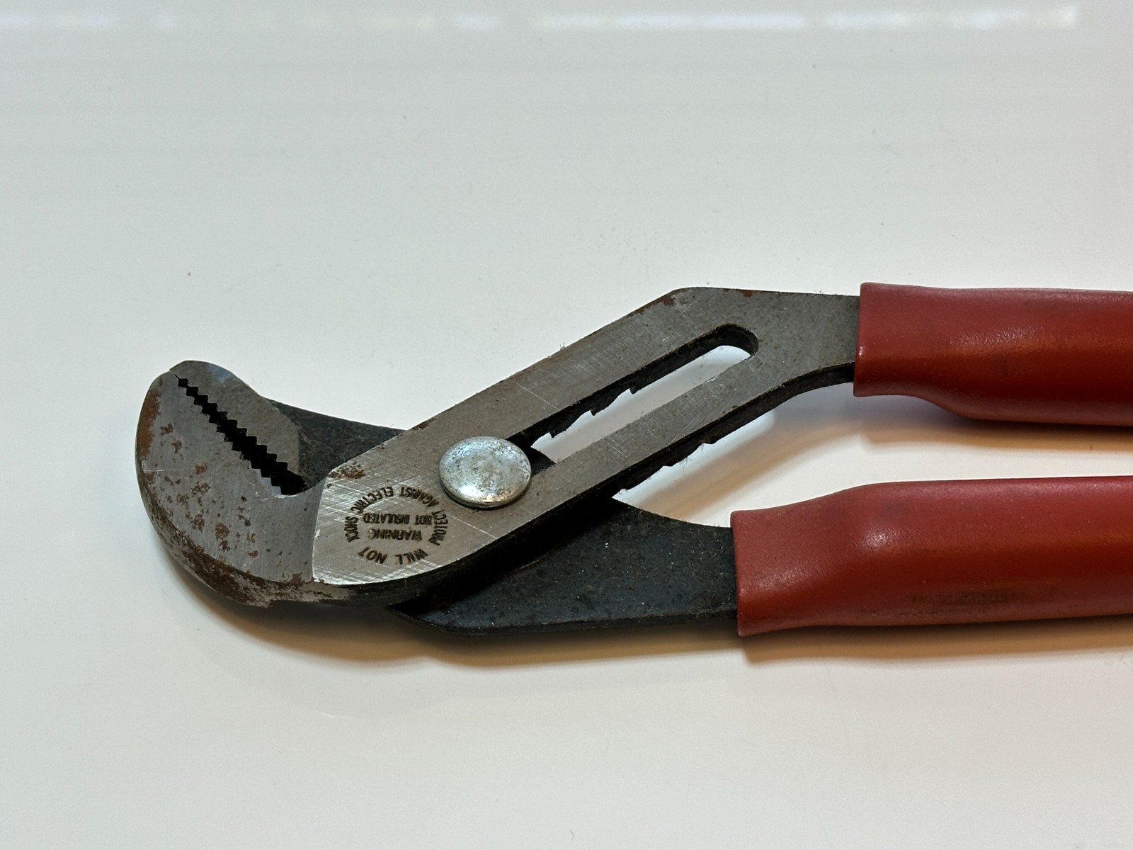 NOS Klein Tools USA HD502-12 Pump Pliers 12-Inch Tongue 12″ Red Comfort Grip NEW