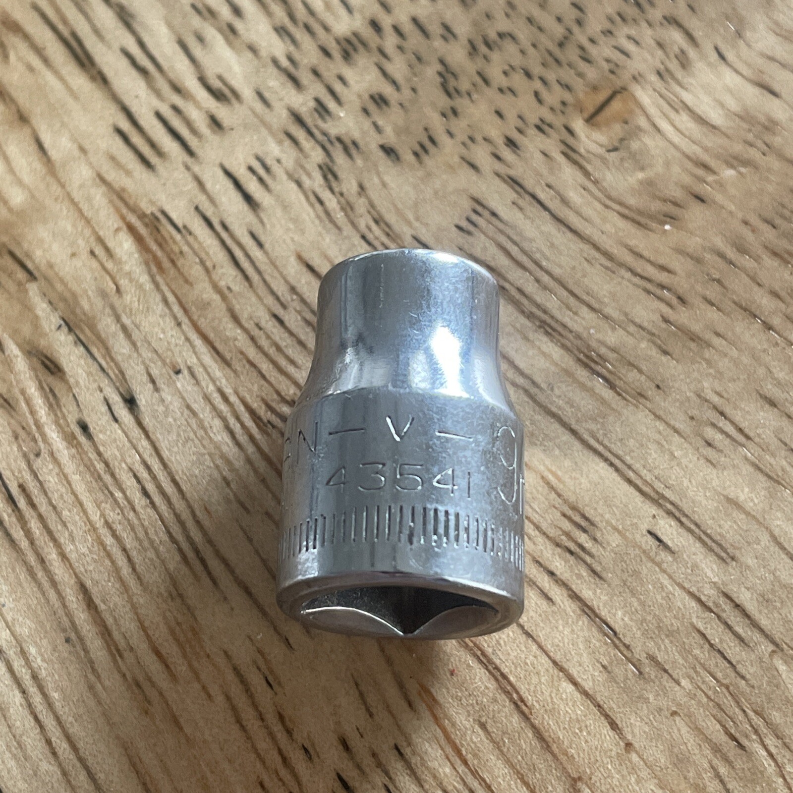 Vintage USA Craftsman 9mm Socket 3/8″ Drive -V- Series 6pt Shallow Well 43541