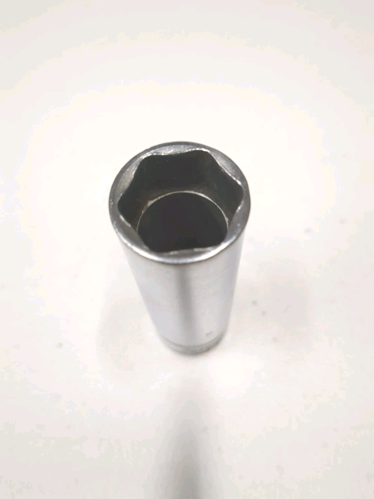 Snap-On Tools SFSM17 17mm metric 3/8″ drive 6 point deep chrome socket