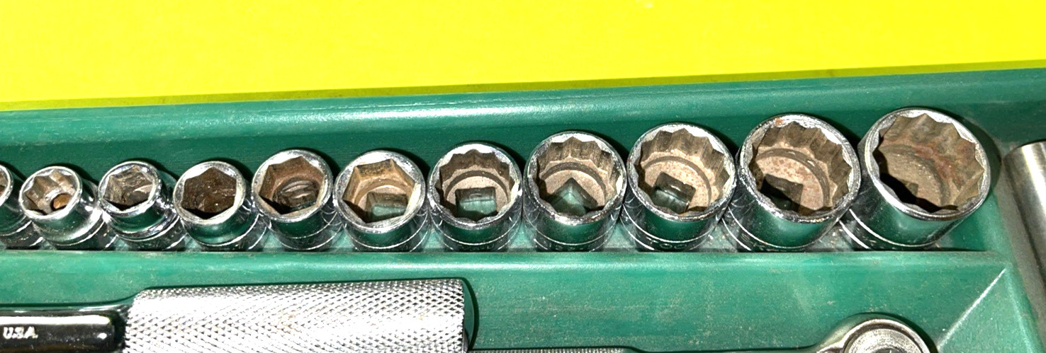 S-K TOOLS 50 PIECE 1/4 & 3/8 DRIVE SAE. GENERAL SERVICE SET SHORT & DEEP