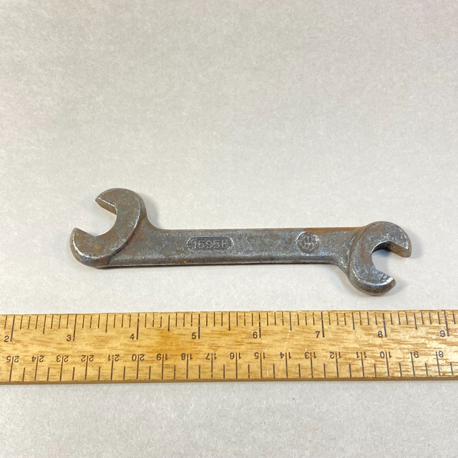 Vintage International Harvester IH Wrench 5/8″-9/16″ Open End Offset #1595E USA