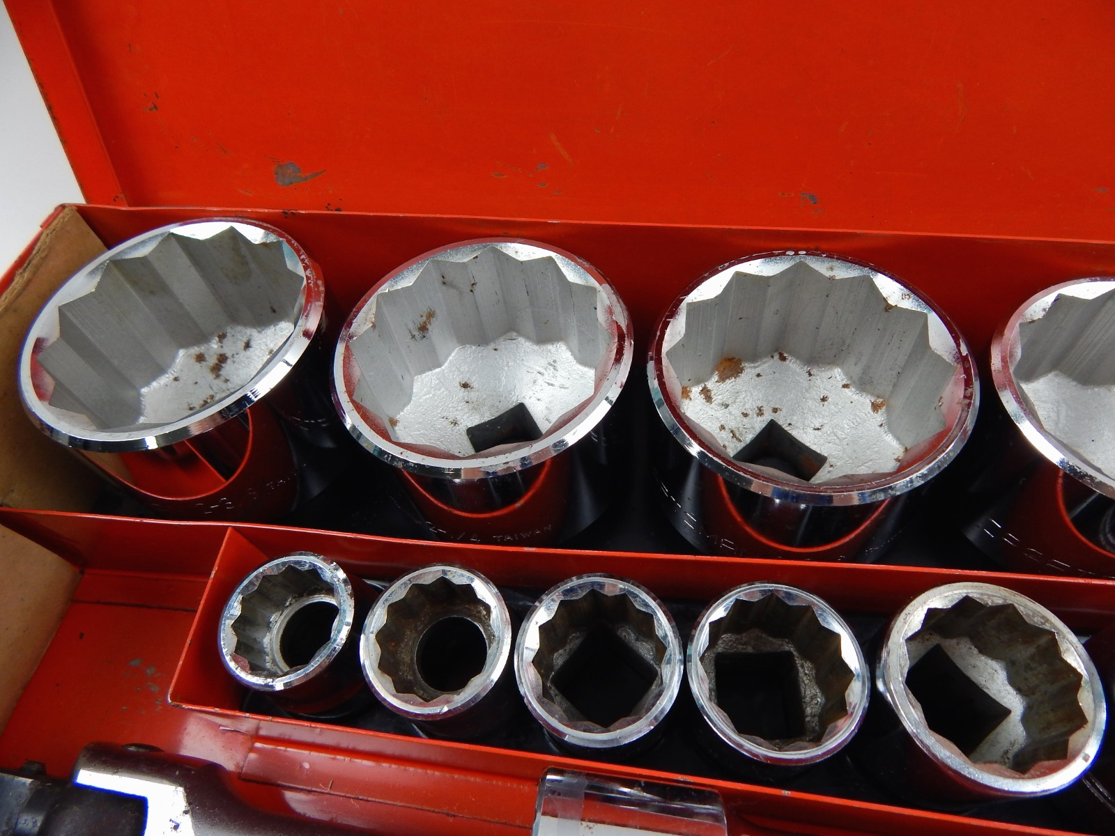 Craftsman Taiwan 3/4” Drive Socket Set 7/8” to 2-3/8” w/ Braker Bar & Case READ