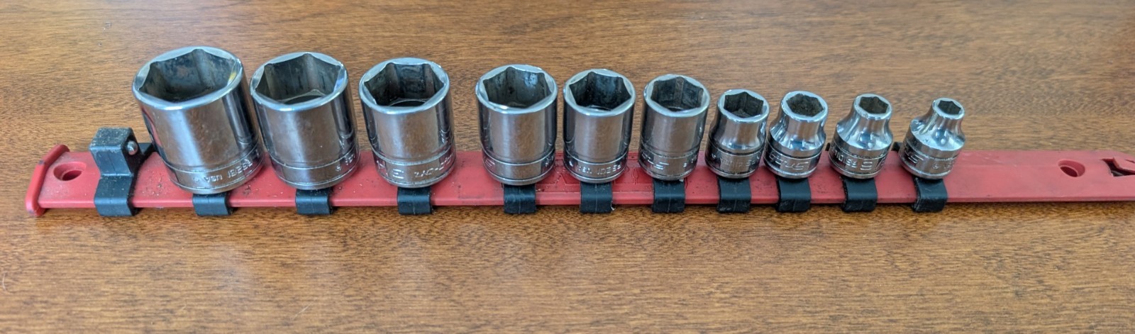 Snap-on Tools 3/8″ Drive 10pc 6pt SAE Socket Set 1/4″ – 7/8″ FS081-FS281 w/Rail