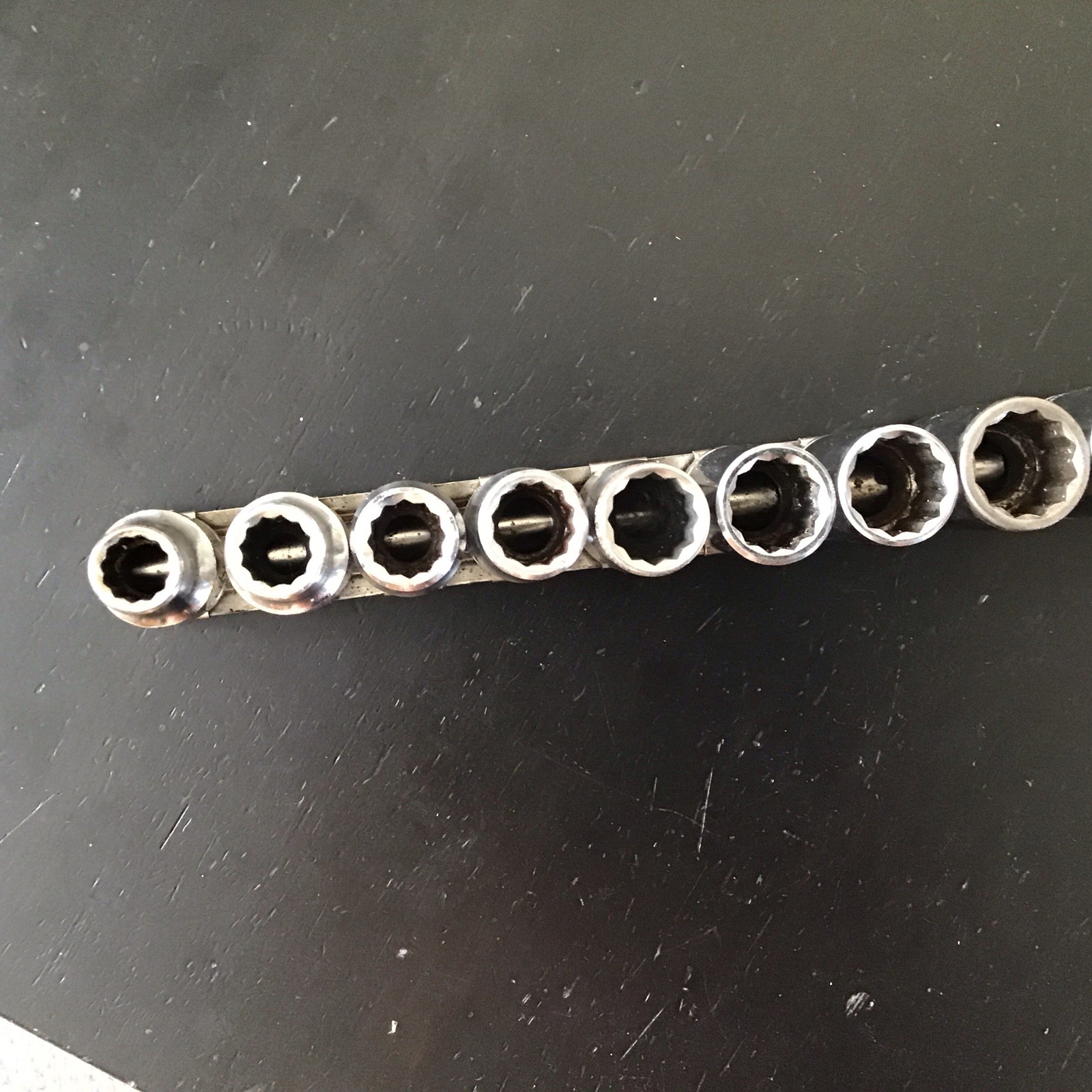 1/2 Inch Drive Metric Sockets Qty 13 & Rail
