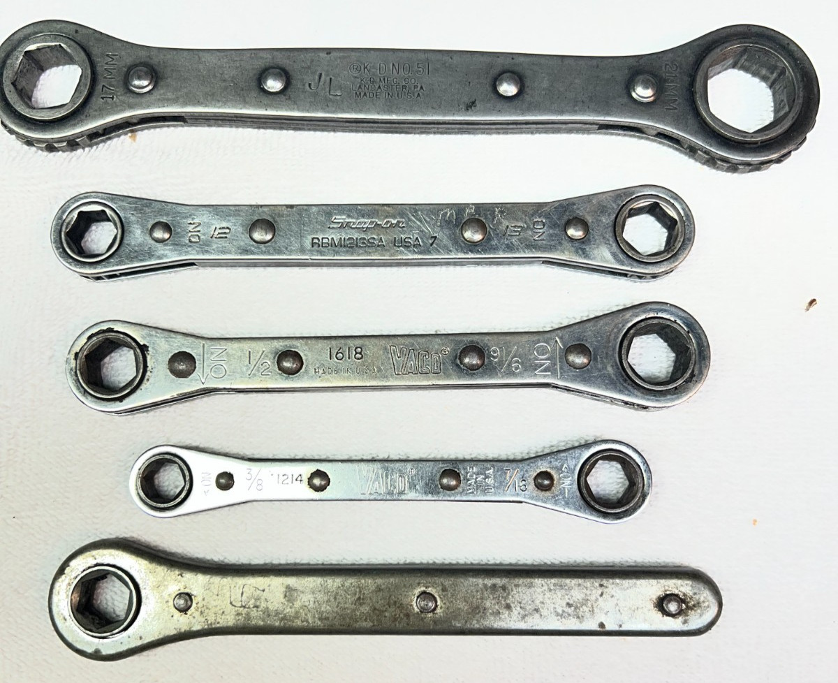 Snap on/KD-51/VACO/Unknown box end wrenches ratcheting.