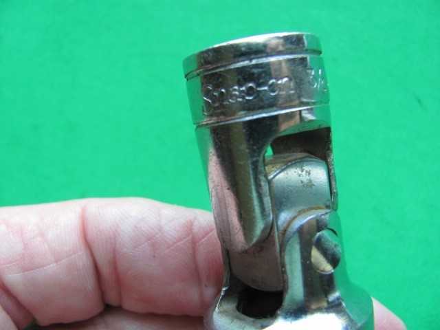 Snap-on Tools FS24 – 3/8″ Drive SAE 3/4″ 6 Point Universal Swivel Socket USA