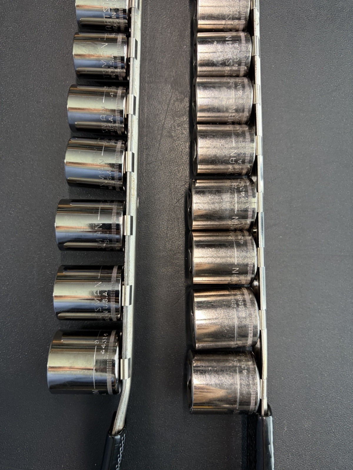 Craftsman USA 16Pc Metric 6mm-21mm 6pt, 13pc 8mm-19mm, 21mm 12pt Socket Set