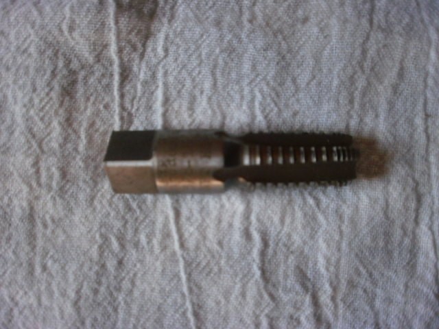 Mixed Lot of 4 Pipe Taps, 1/2-14, 3/8-18. 1/4-18, 1/8-27 NPT, Besly, Pro Cut