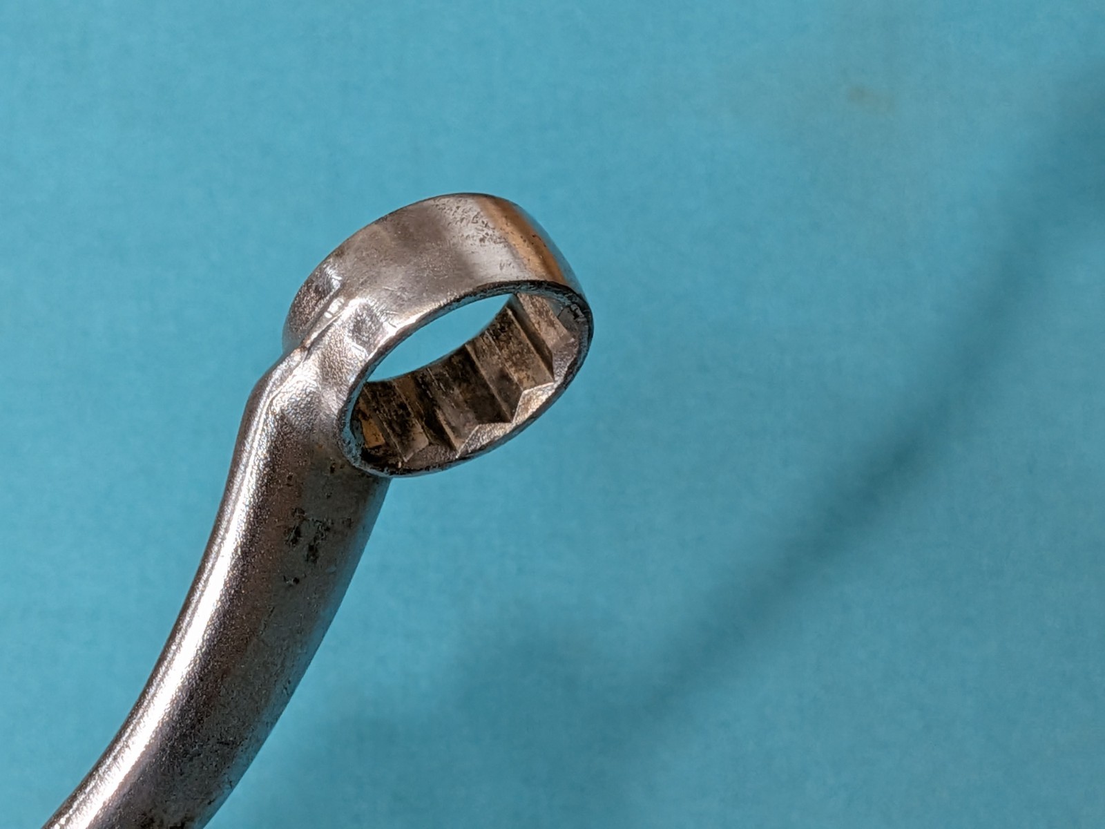 S-K Wayne # B-3032 12pt. Box End Wrench 1″ x 15/16″ x 15-1/2″ Vintage 1960’s Era