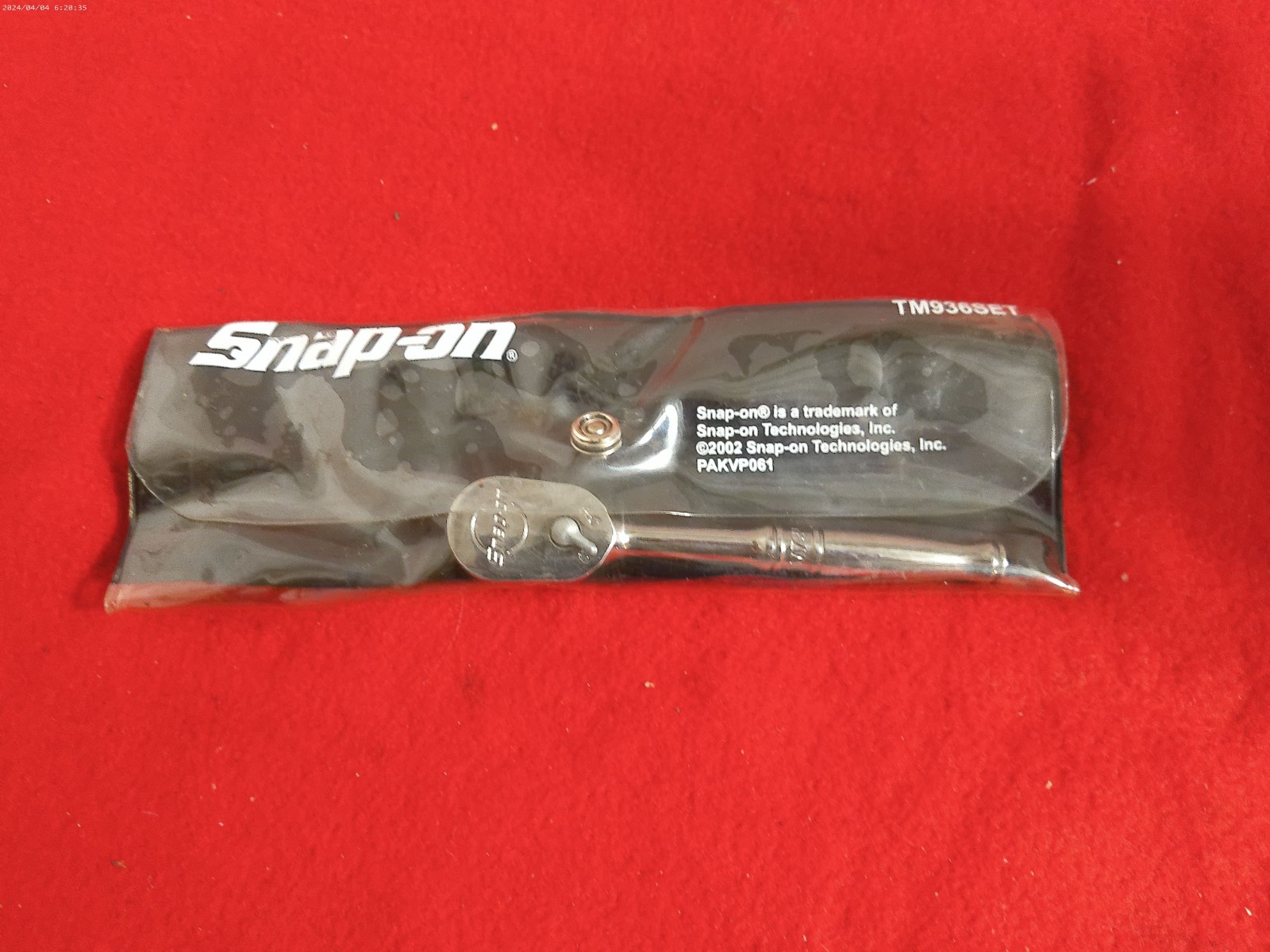 Snap On Tools USA TM936SET 1/4″ Hex Chrome Magnetic Bit Ratchet w/ Bits nos new