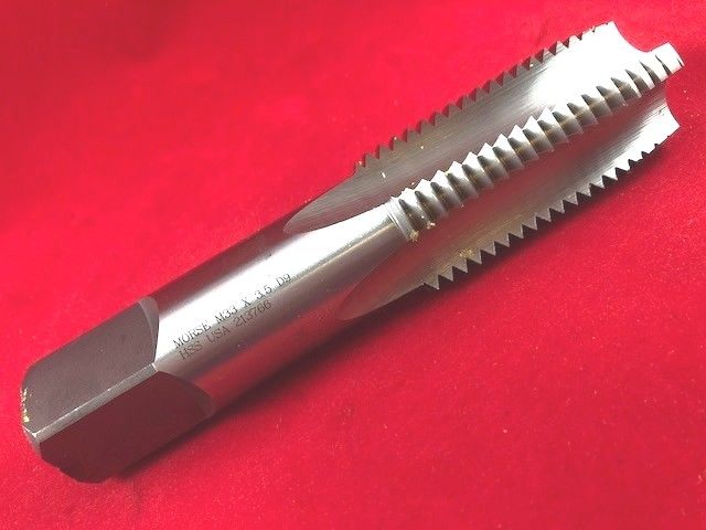 M33 X 3.5 Plug Hand Tap Morse MT3838035 33MM RH USA D9 4 FLUTE