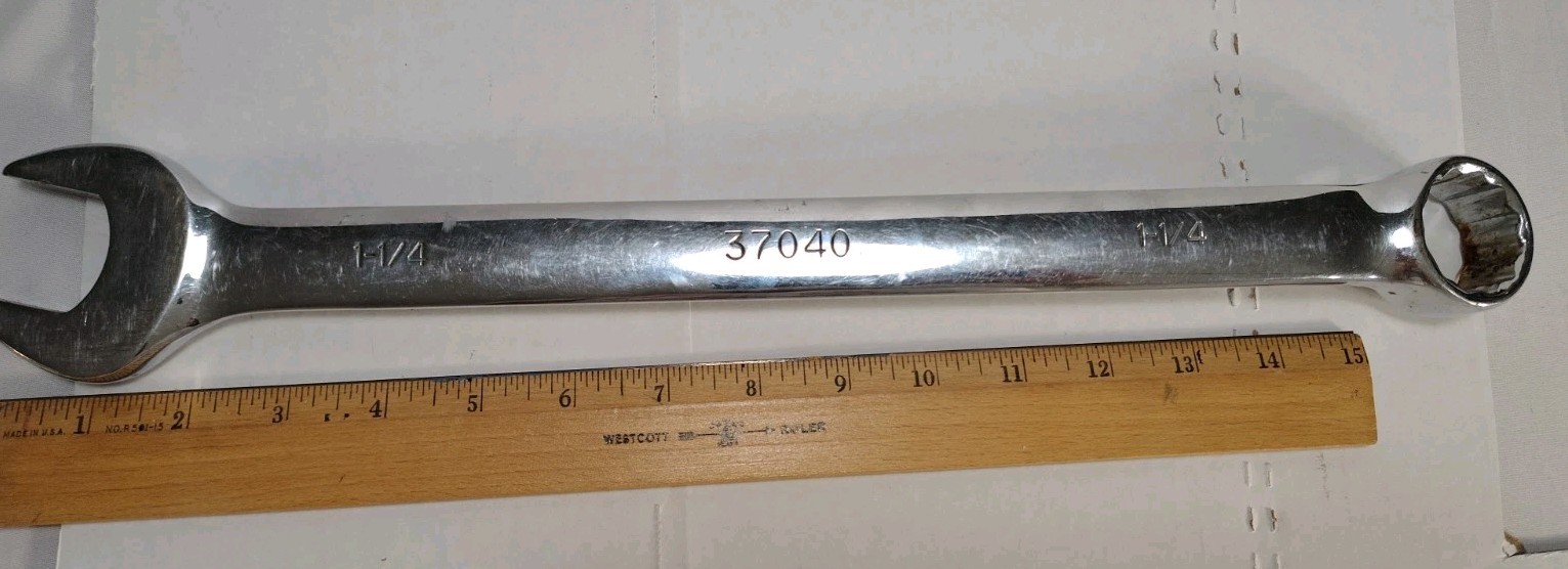 Husky 12 Point Combination Wrench 1-1/4″ 37040