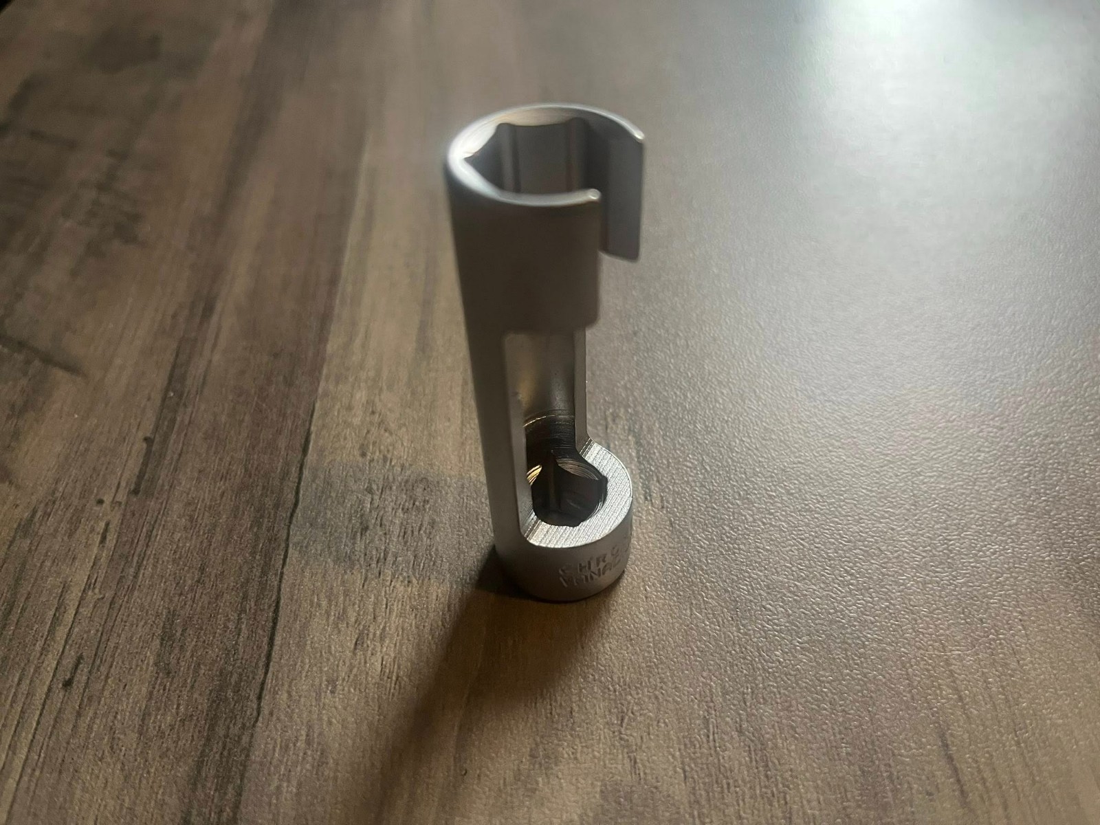 14mm Metric Diesel Injector Fuel Line Socket Wrench, 3/8″ Drive