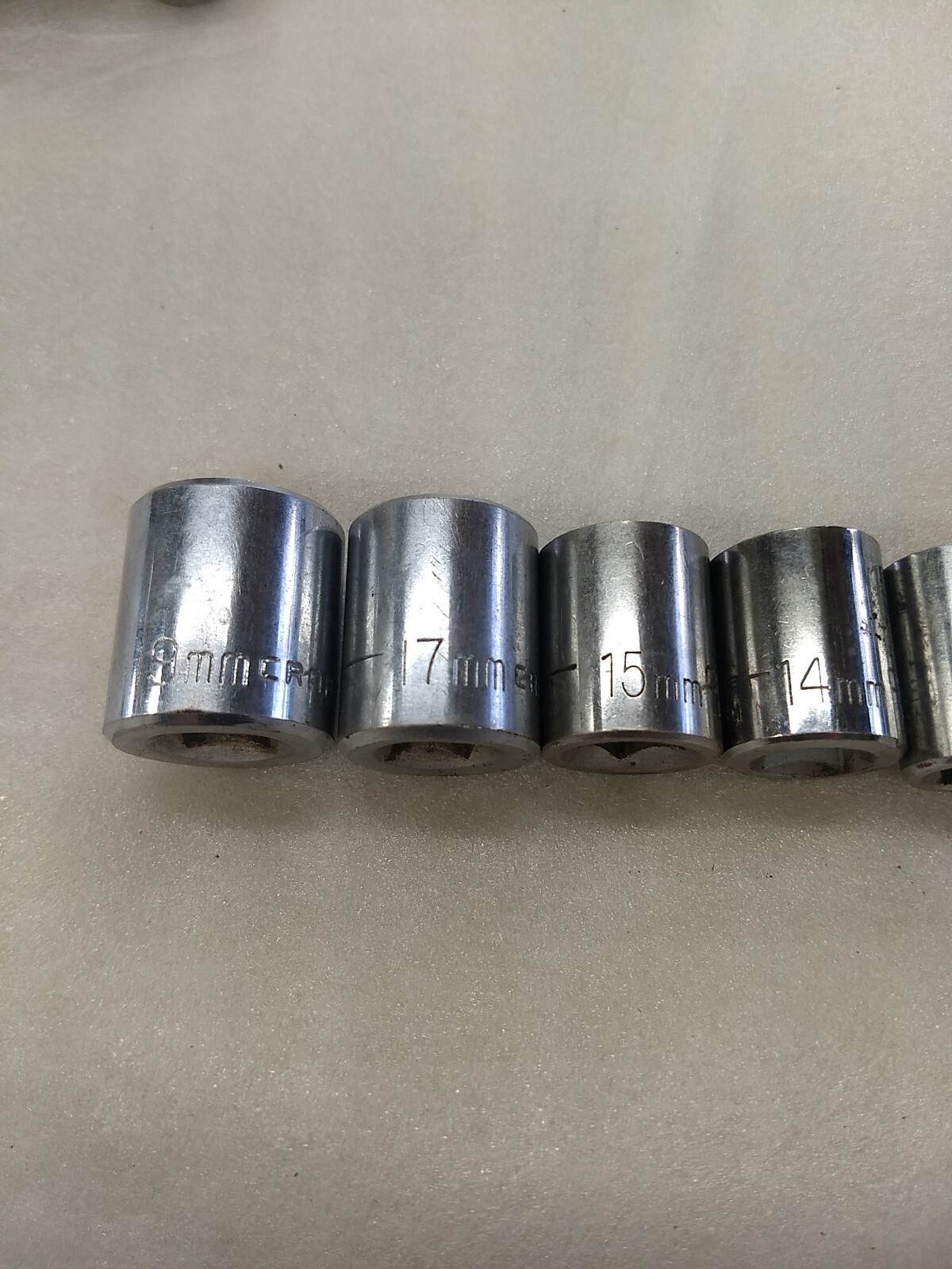 Craftsman USA EE Series 8pc. 3/8dr. 12pt. Metric Socket Set 10mm-19mm No 16 & 18
