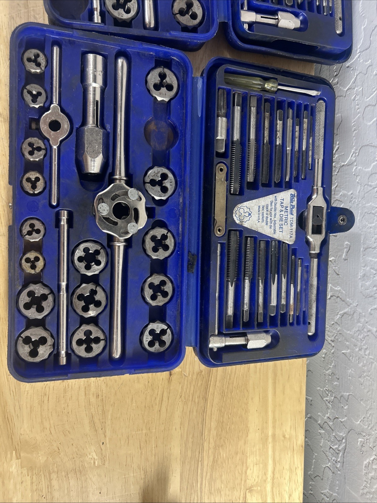 Blue-Point TDM-117 Metric TAP & DIE Set in Case 40 Pcs + TD-2452 Standard Read