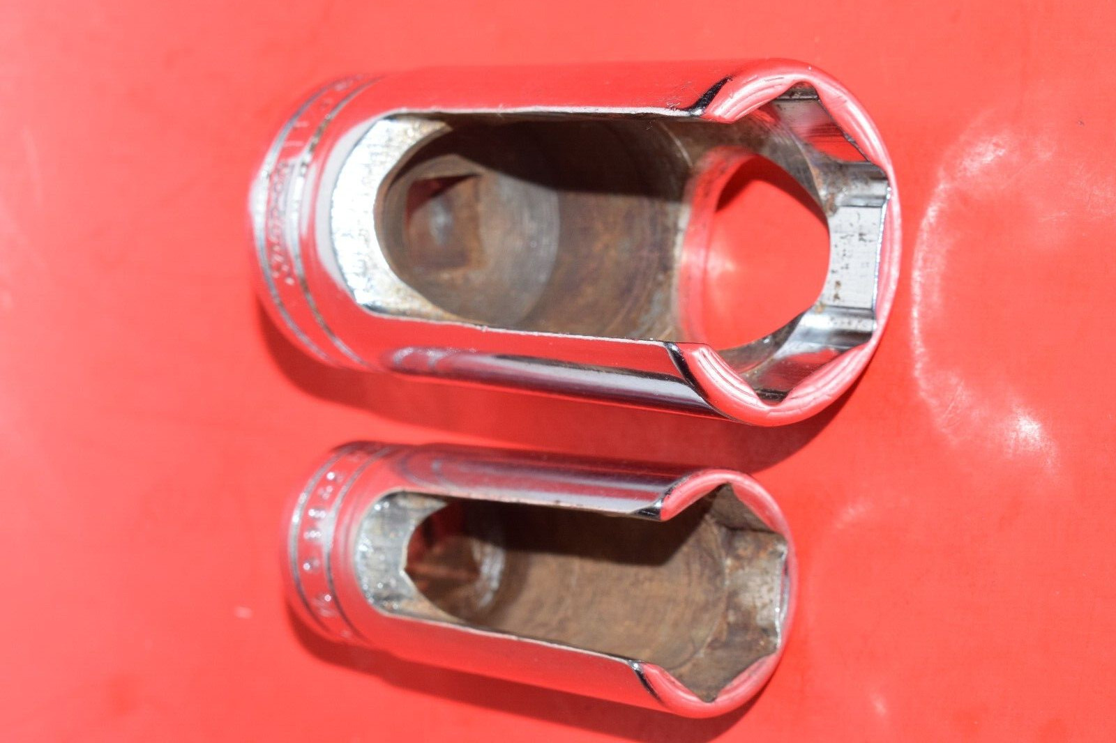 Snap-On 1/2″ Drive 2pc 7/8″ & 1-1/4″ Deep Thermal Vacuum Switch Socket Set S984