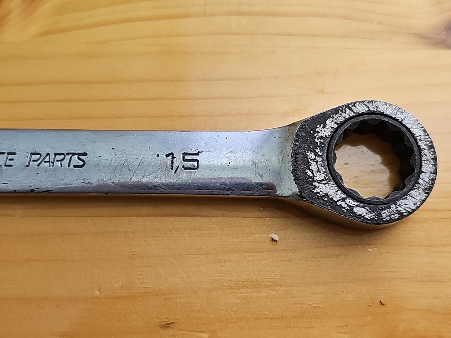 GM Performance Parts 15MM Ratchet Combination Wrench #14146 12 Point 8″