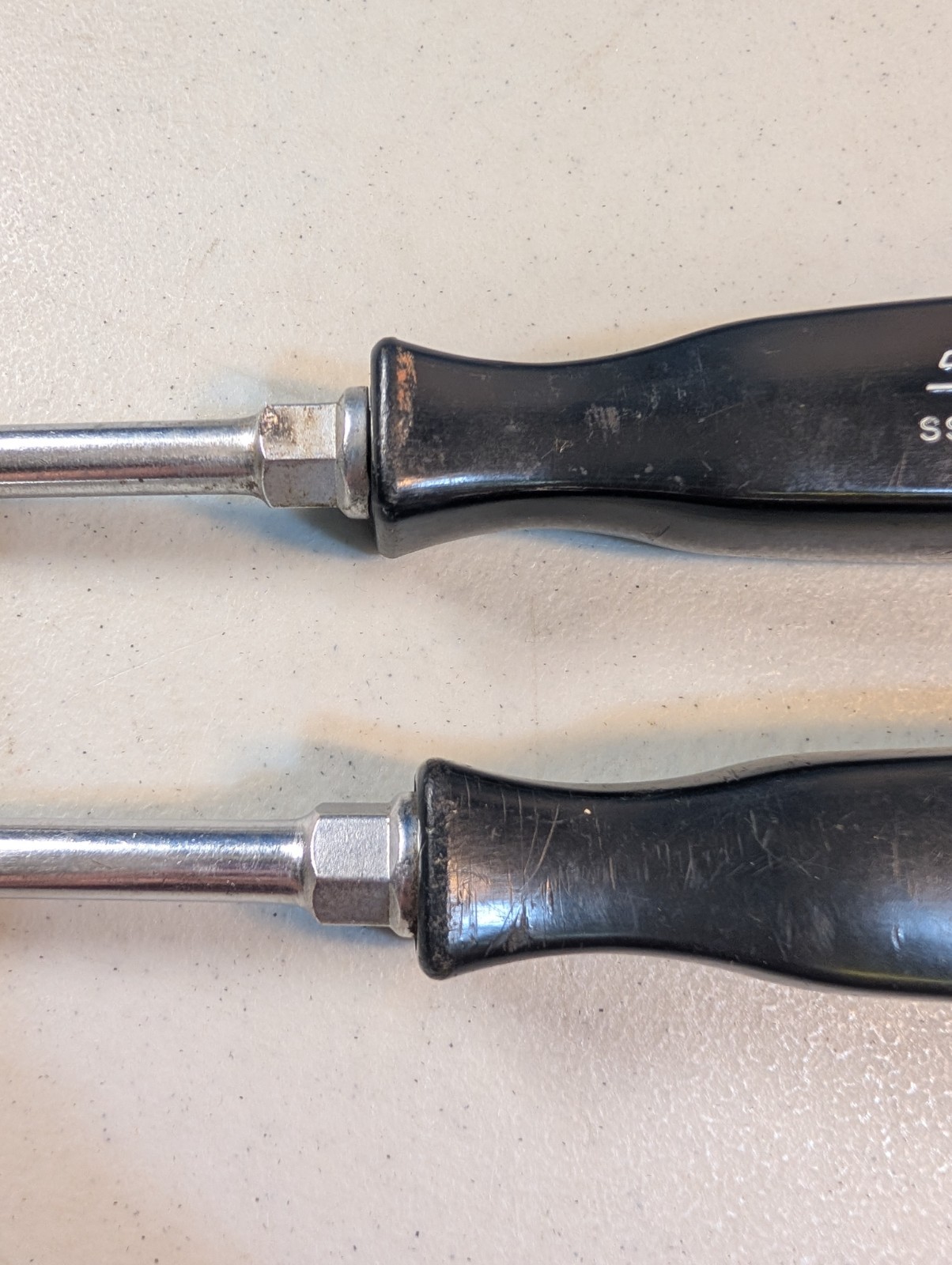 Snap-On SSDP64 #4 Phillips Screwdriver & SSD8 Flat Slotted Black Hard Handle USA